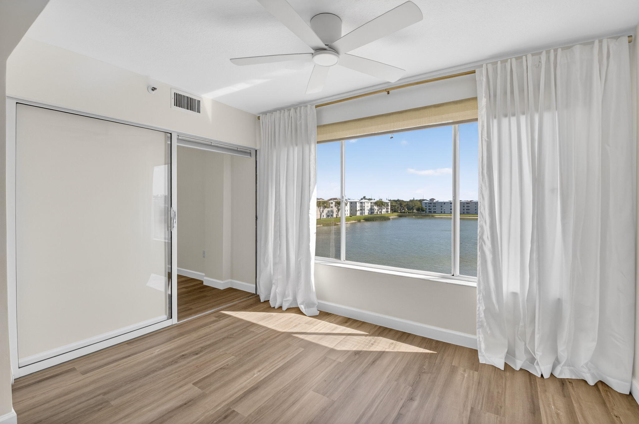 14096 Huntington Pointe Drive 407