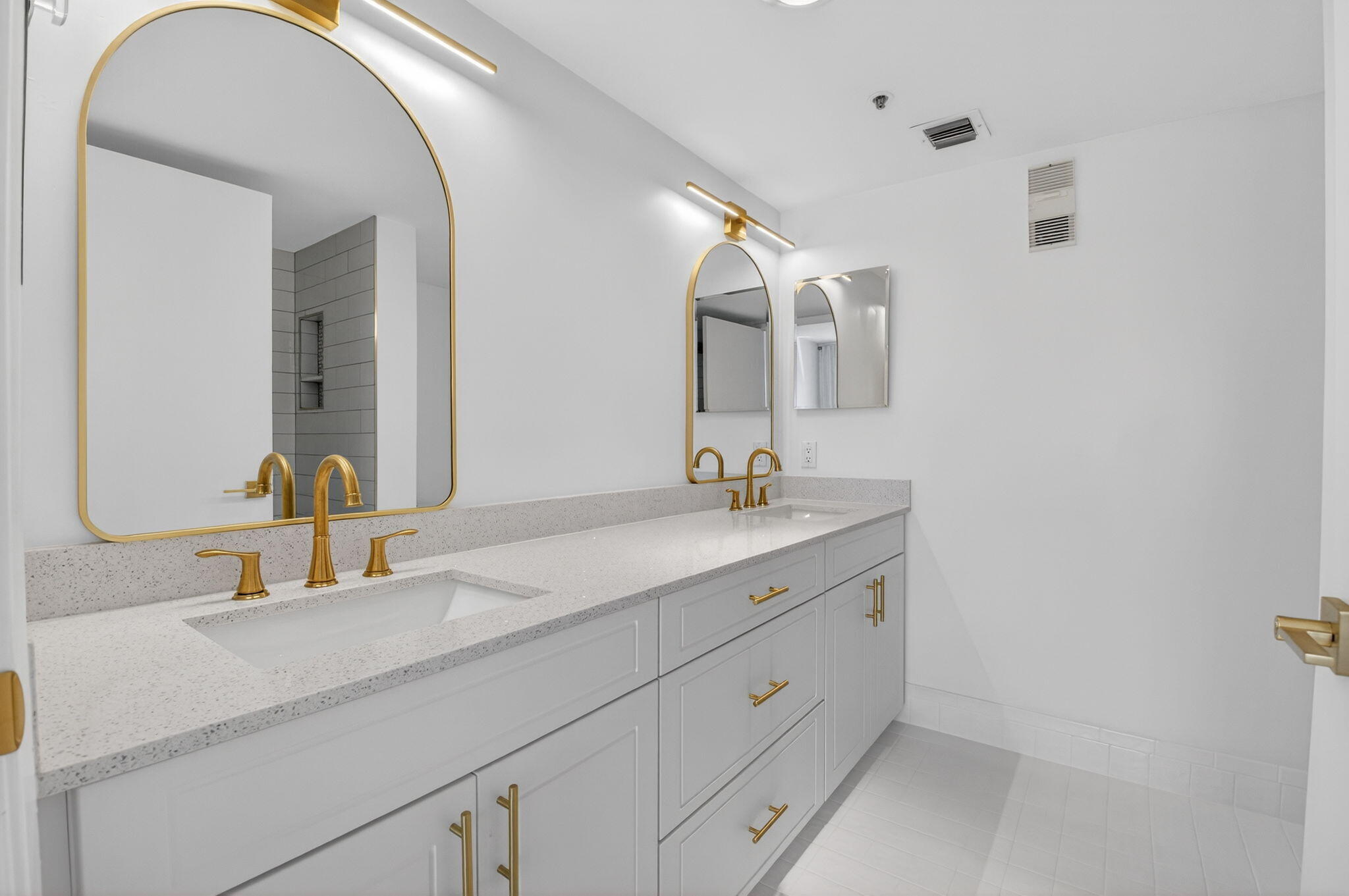 14096 Huntington Pointe Drive 407