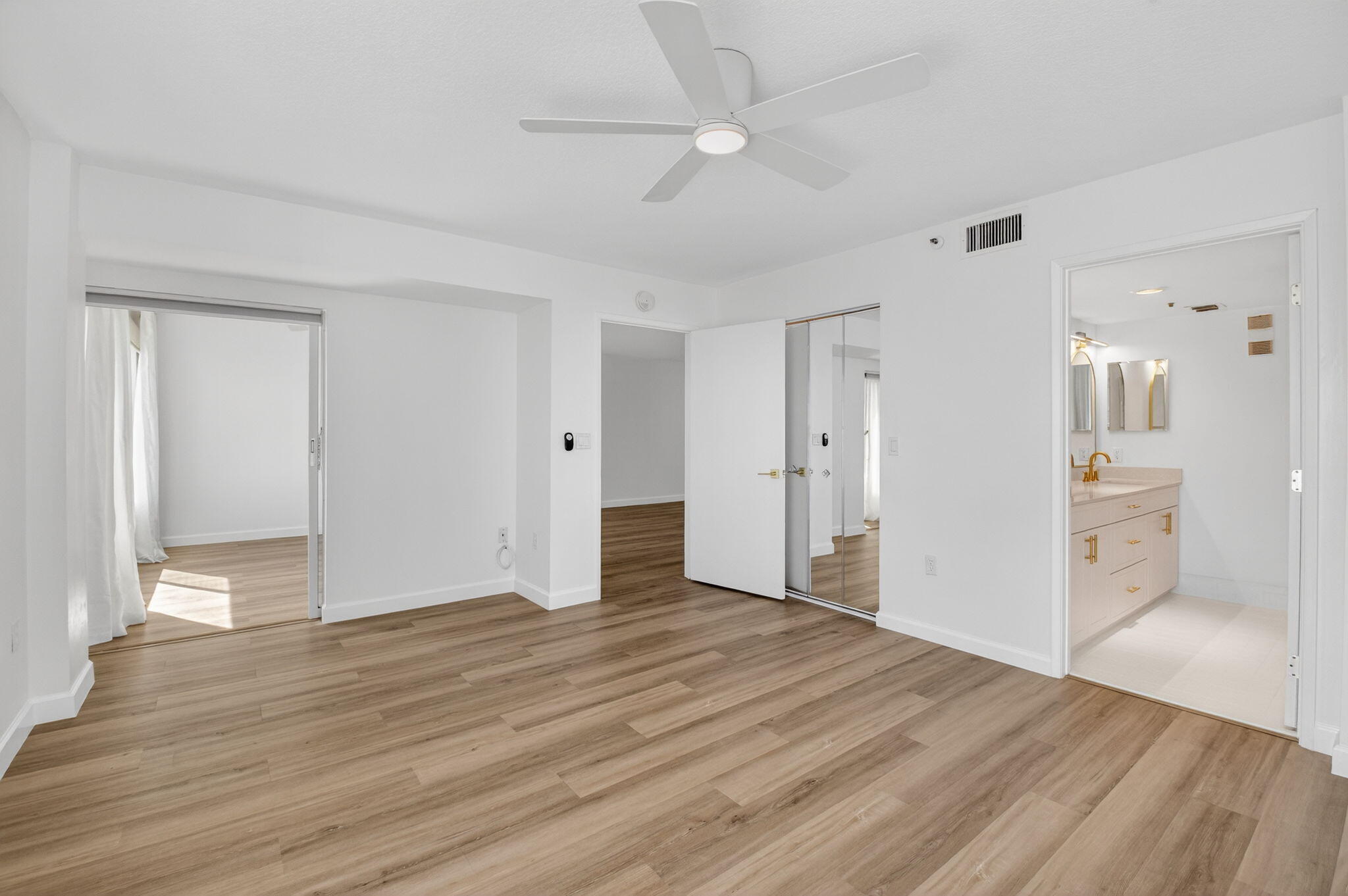 14096 Huntington Pointe Drive 407