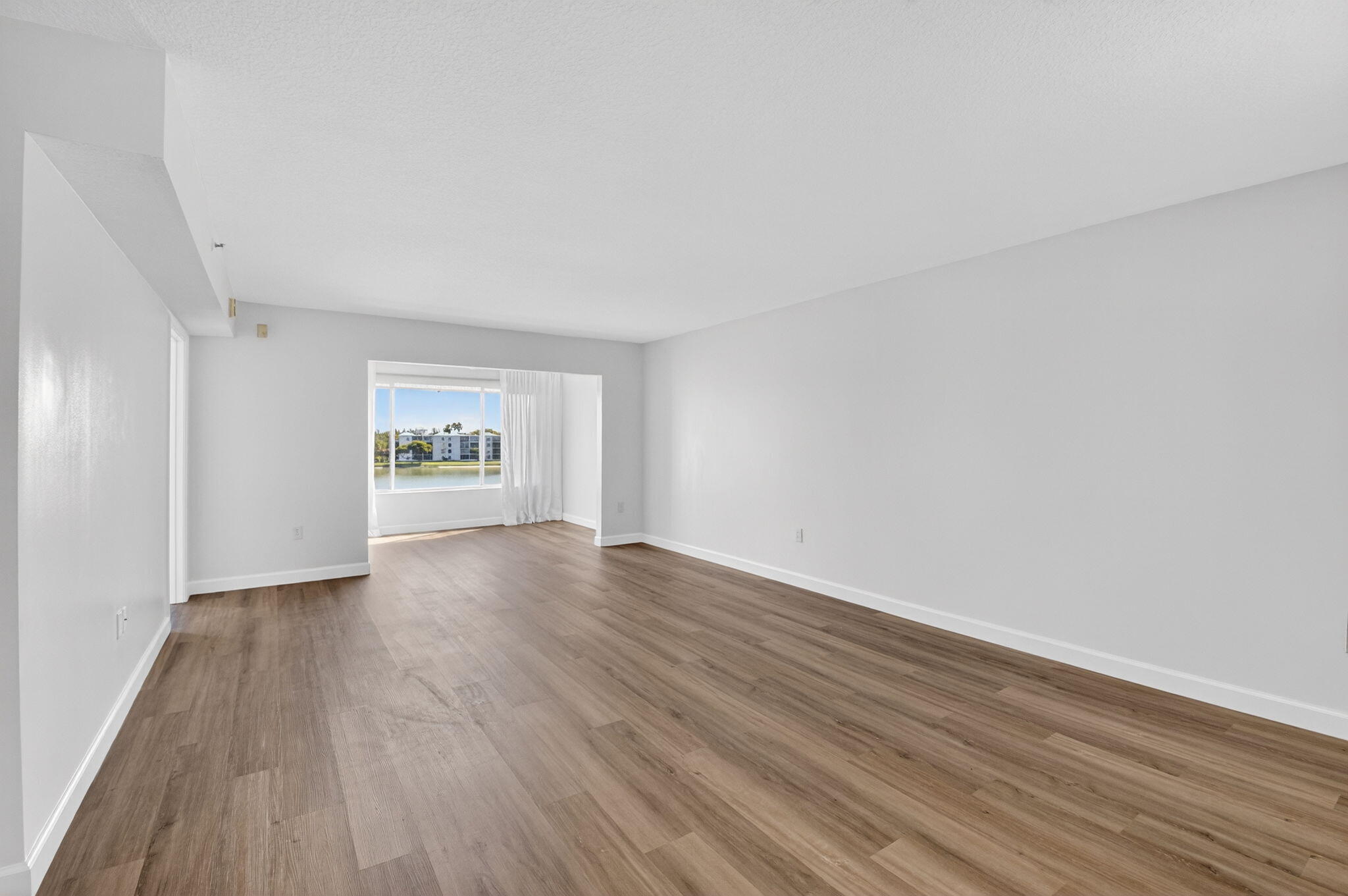 14096 Huntington Pointe Drive 407