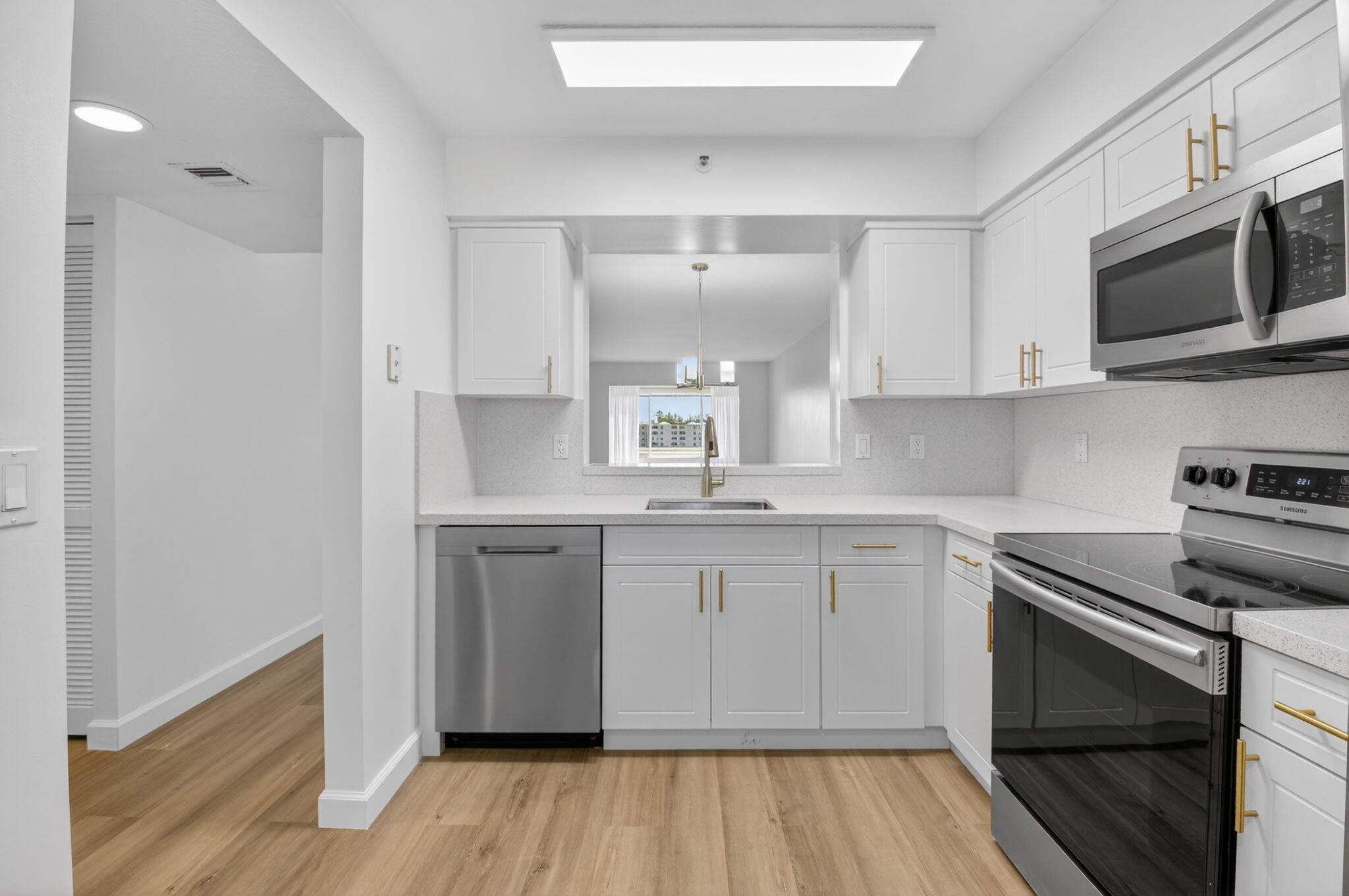 14096 Huntington Pointe Drive 407