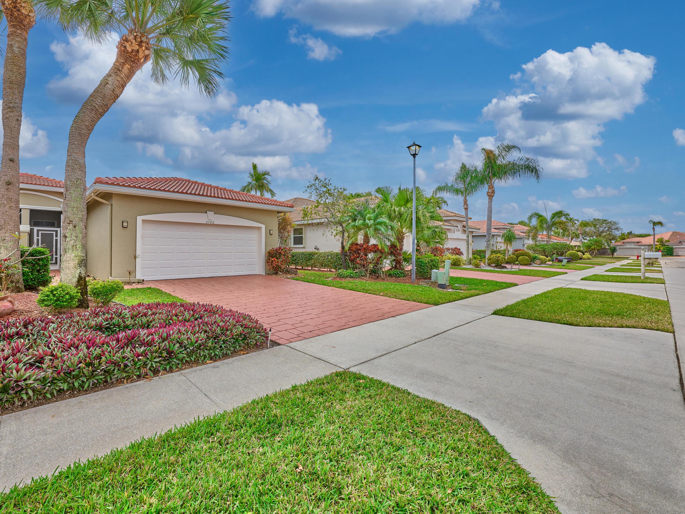 5786 Island Reach Lane
