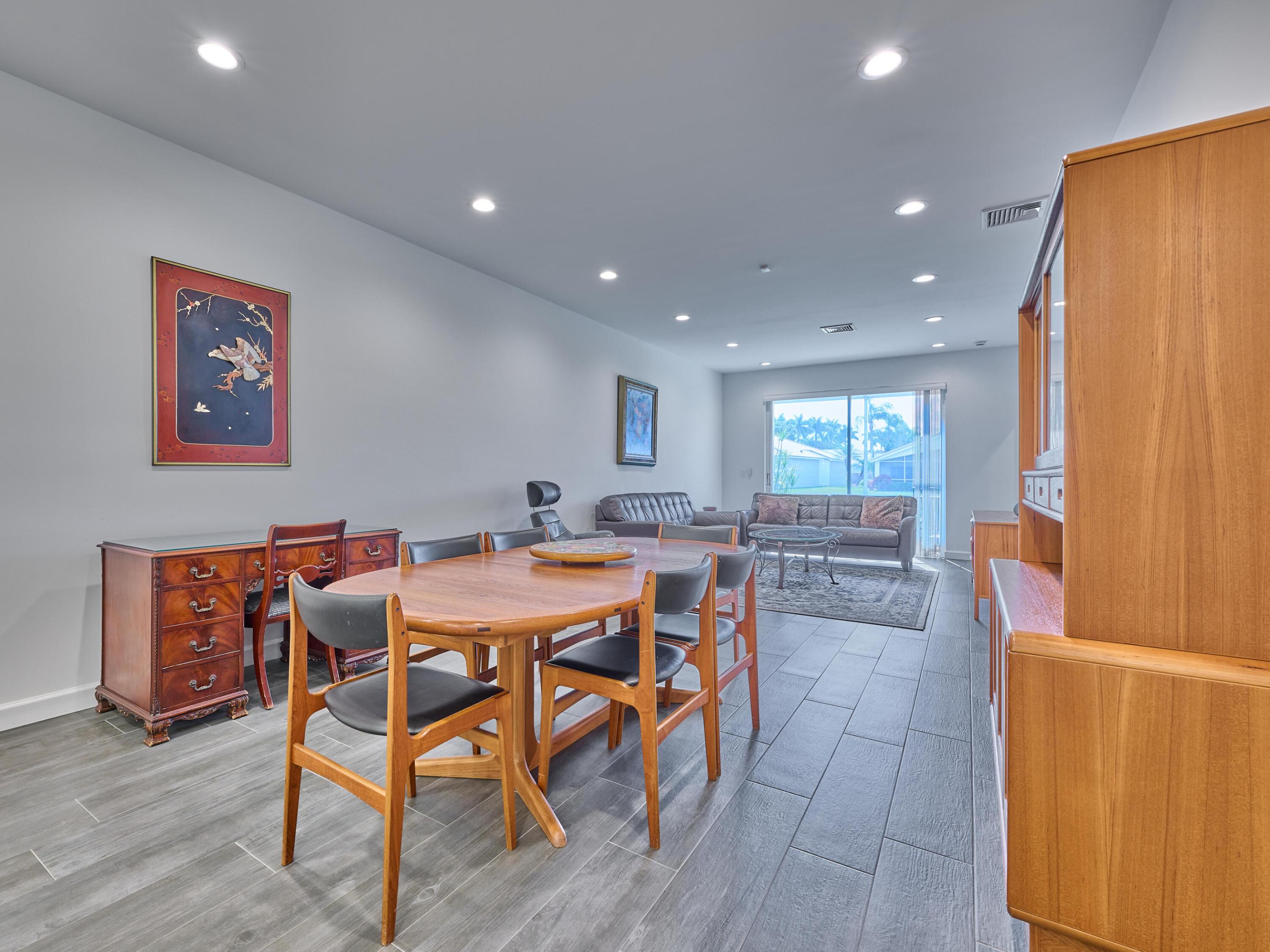 5786 Island Reach Lane