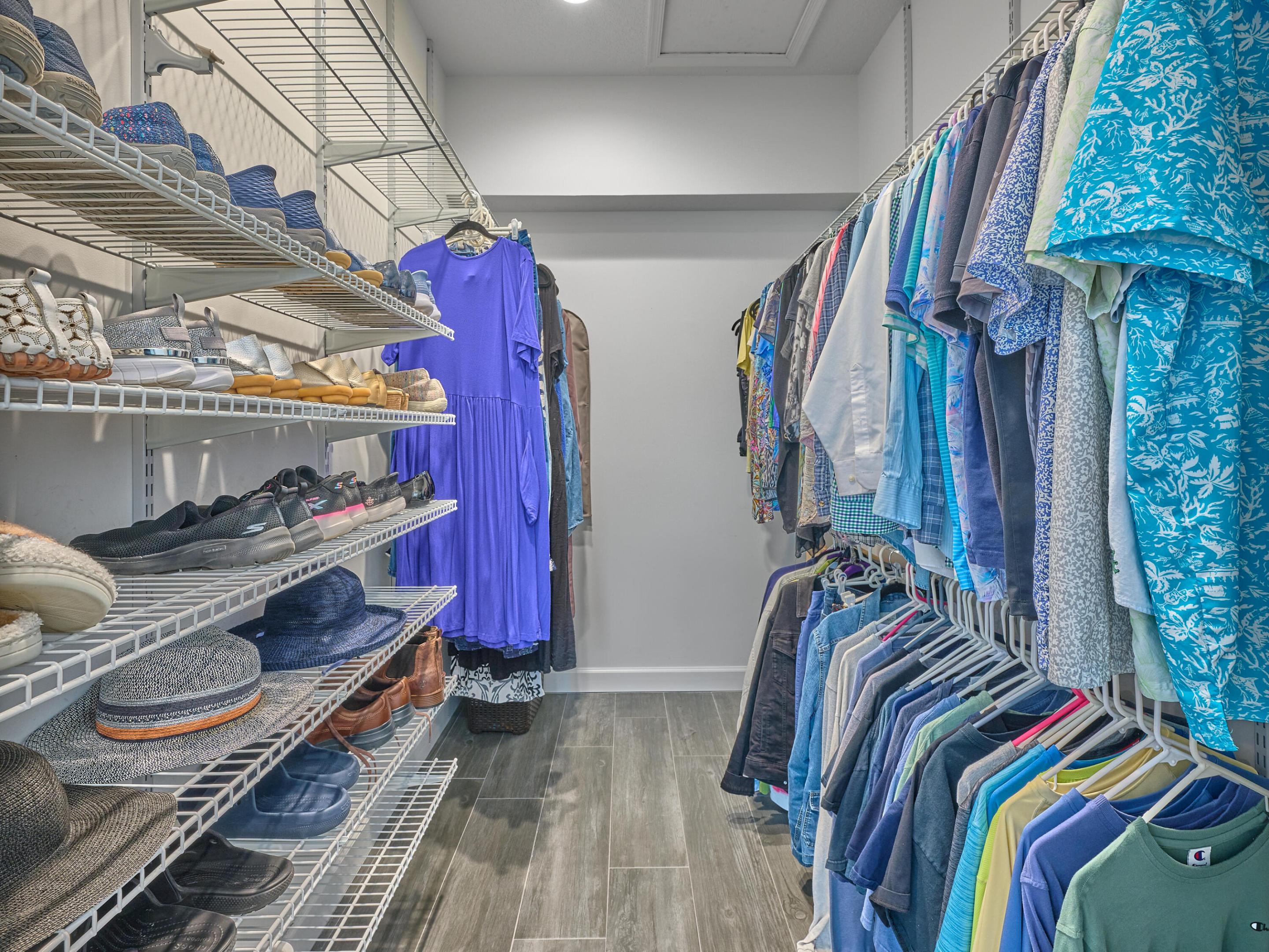 5786 Island Reach Lane