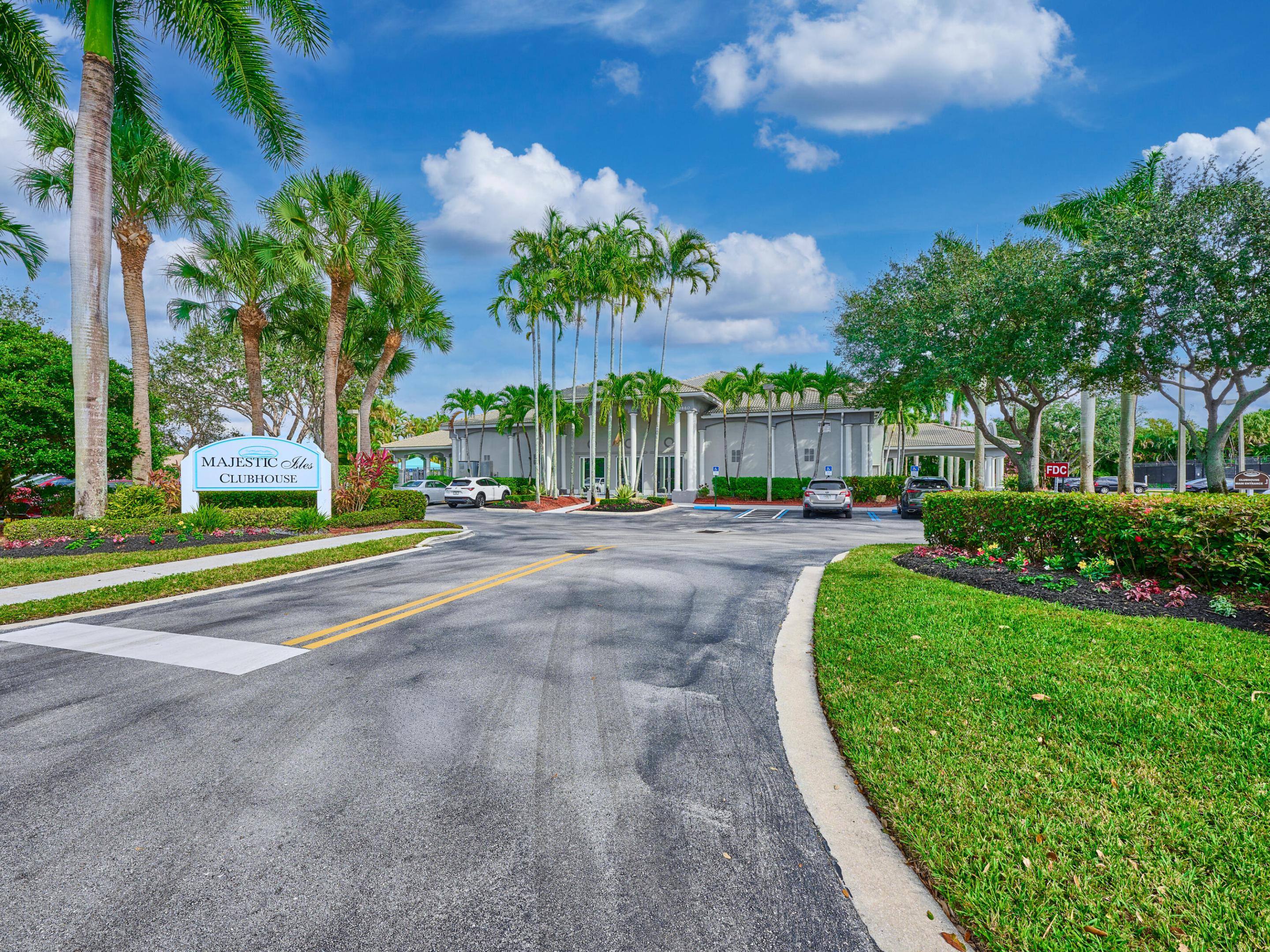 5786 Island Reach Lane