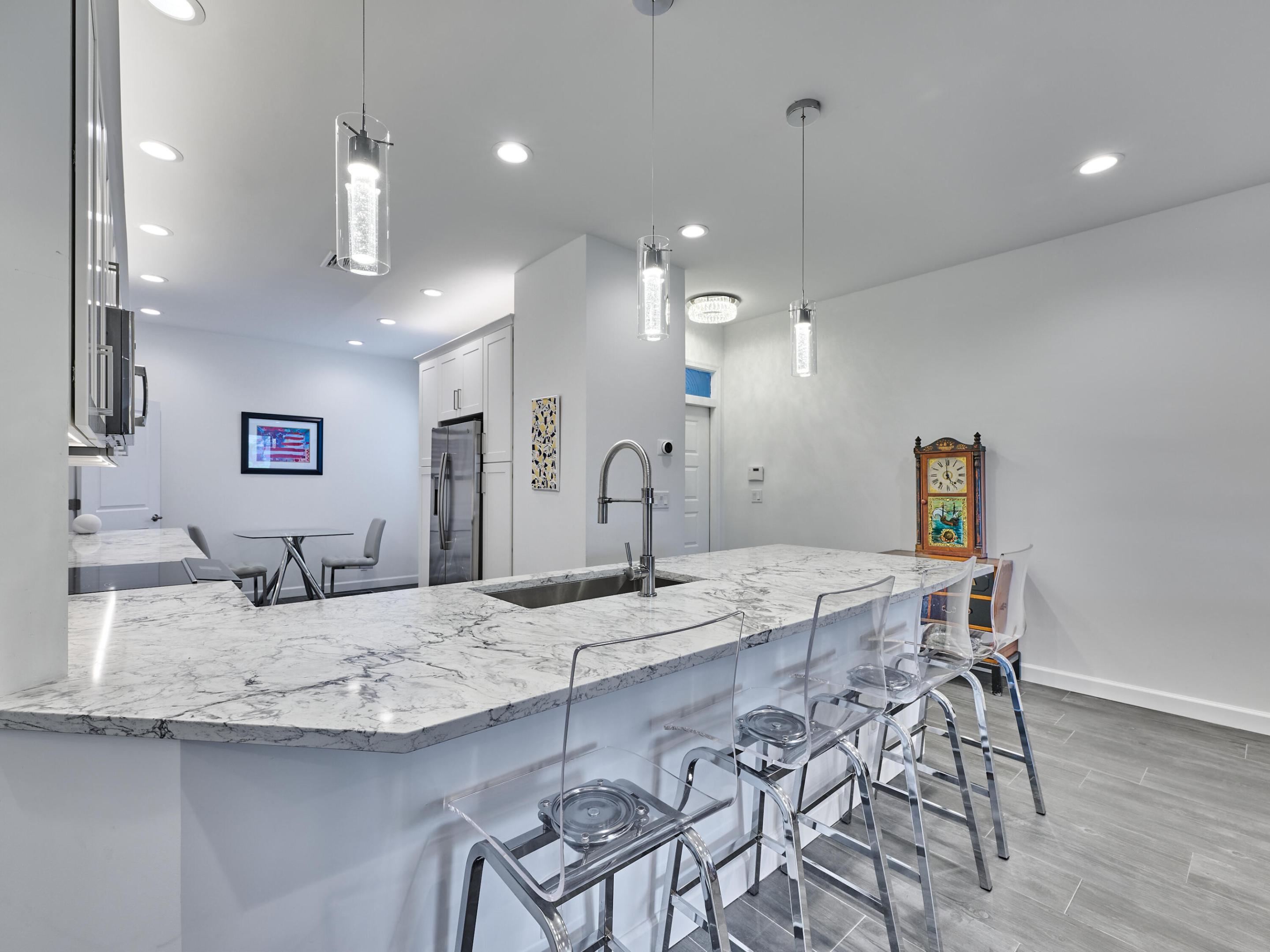 5786 Island Reach Lane