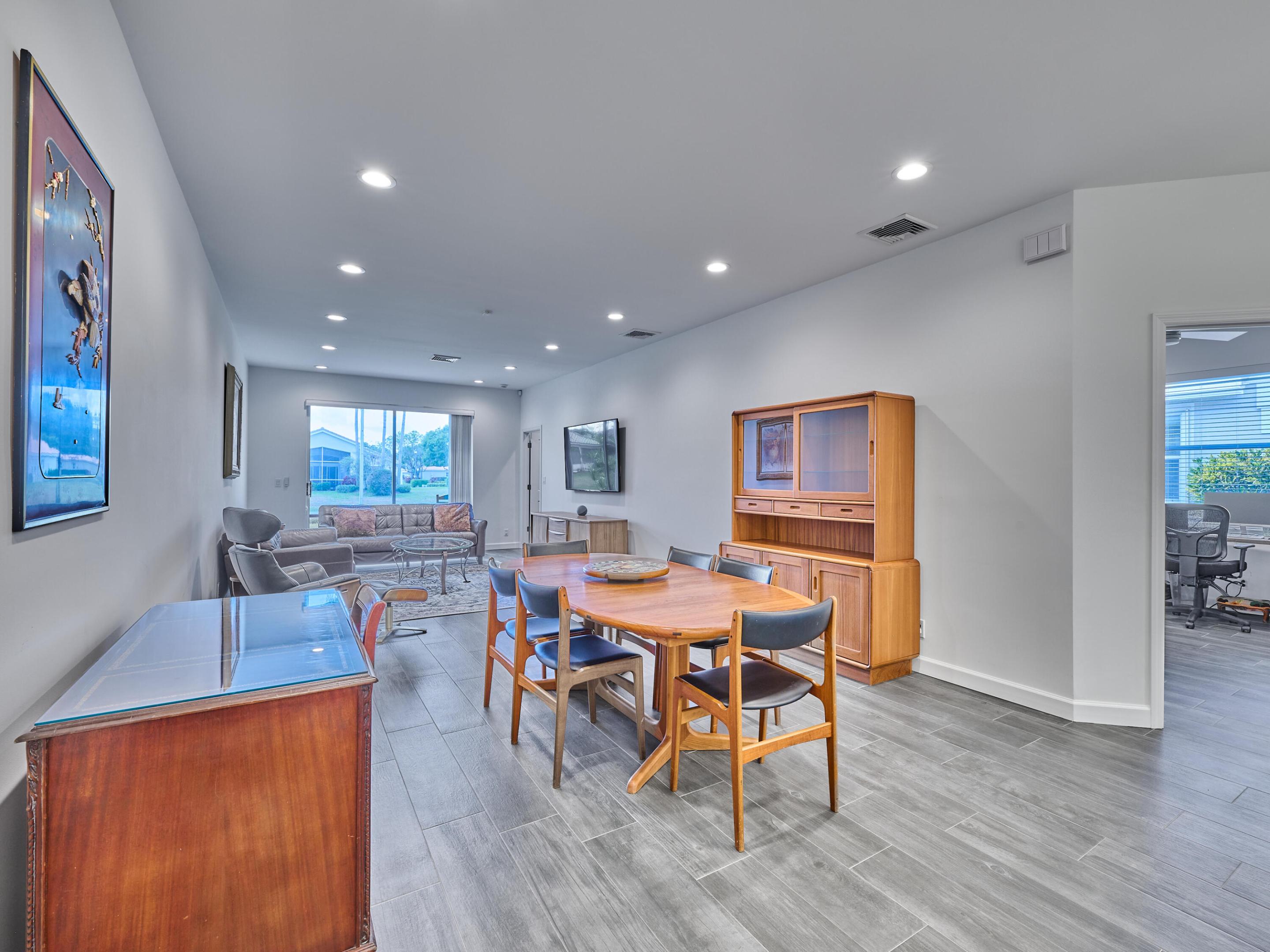 5786 Island Reach Lane