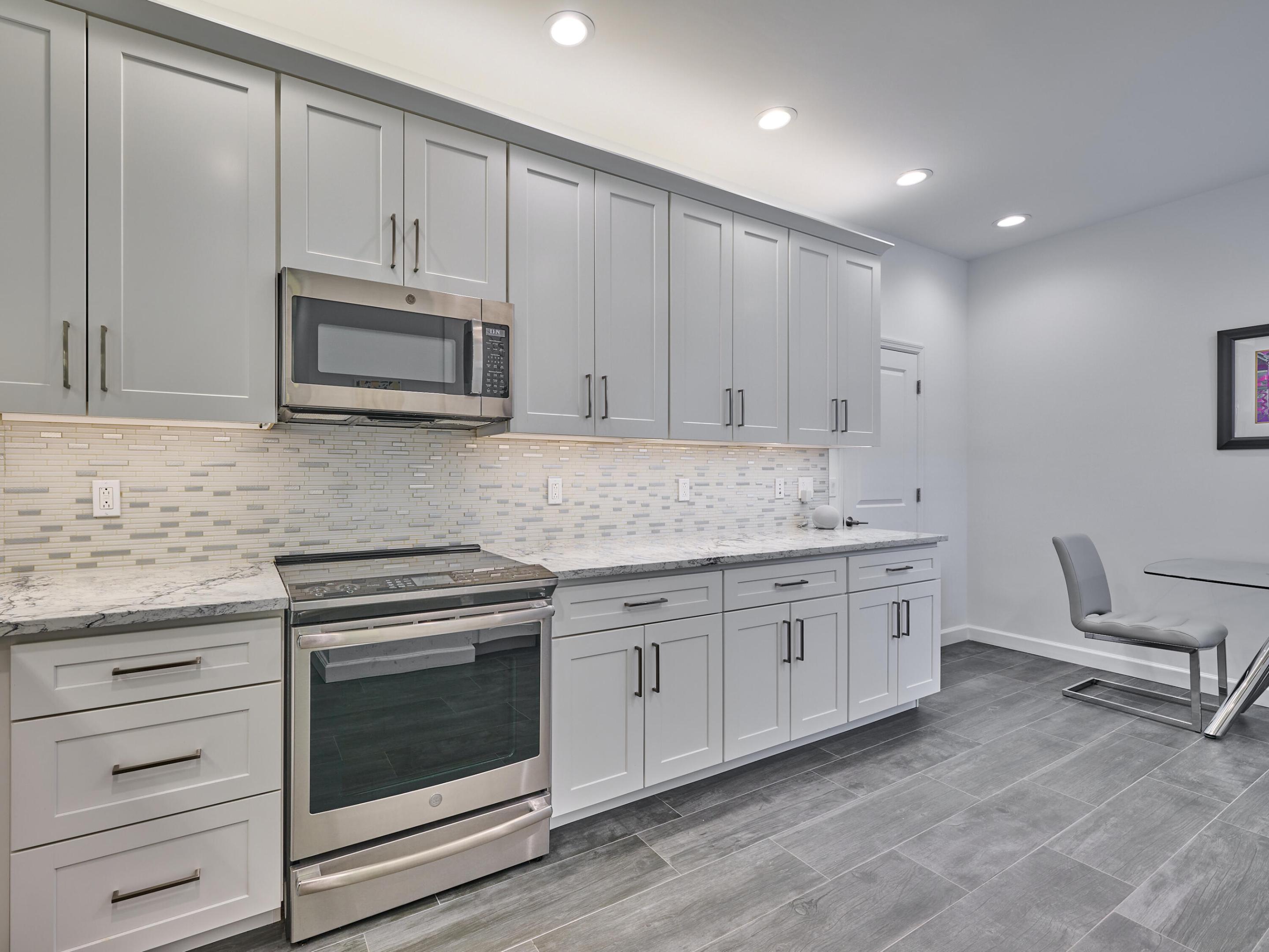 5786 Island Reach Lane