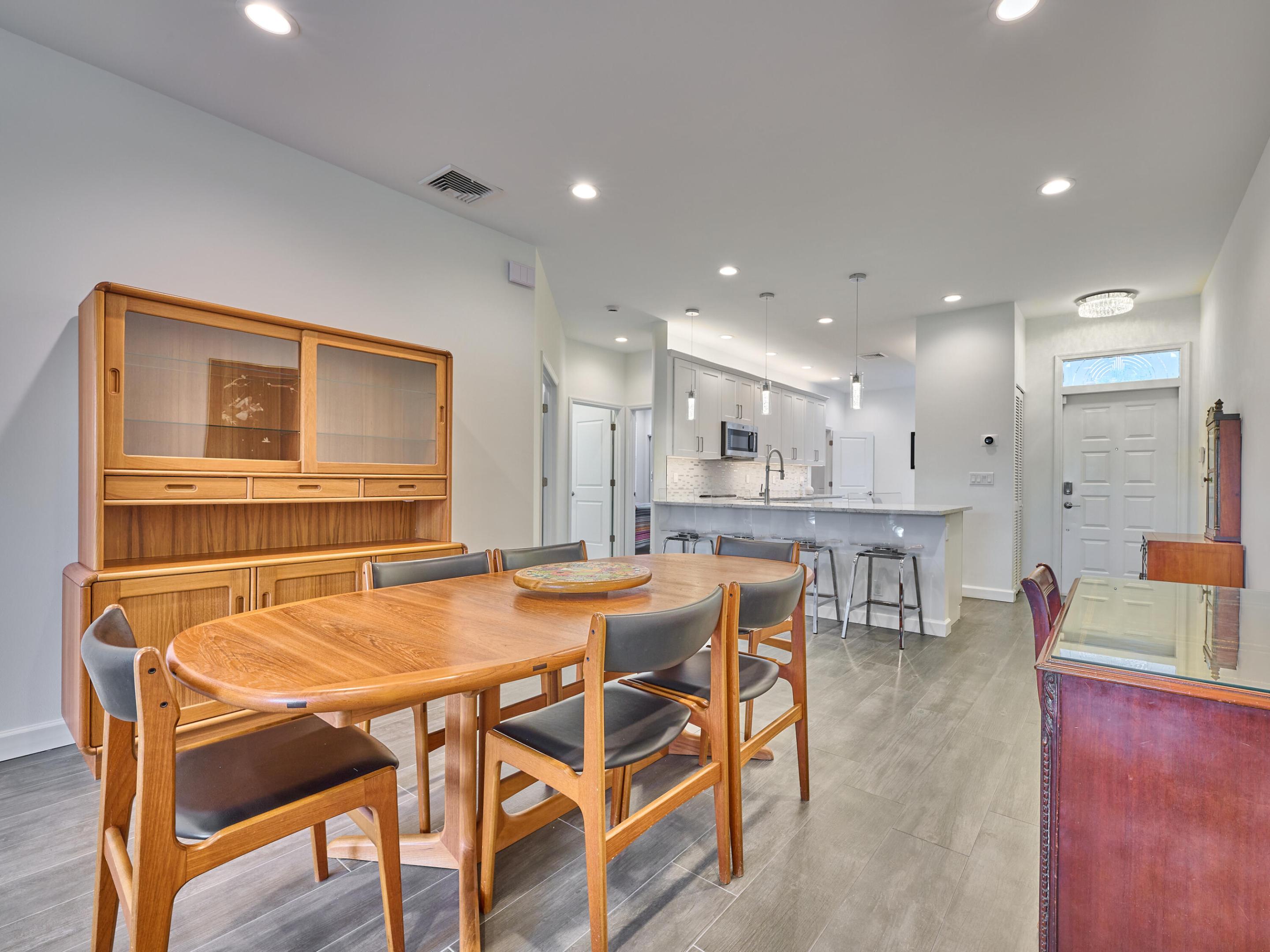 5786 Island Reach Lane