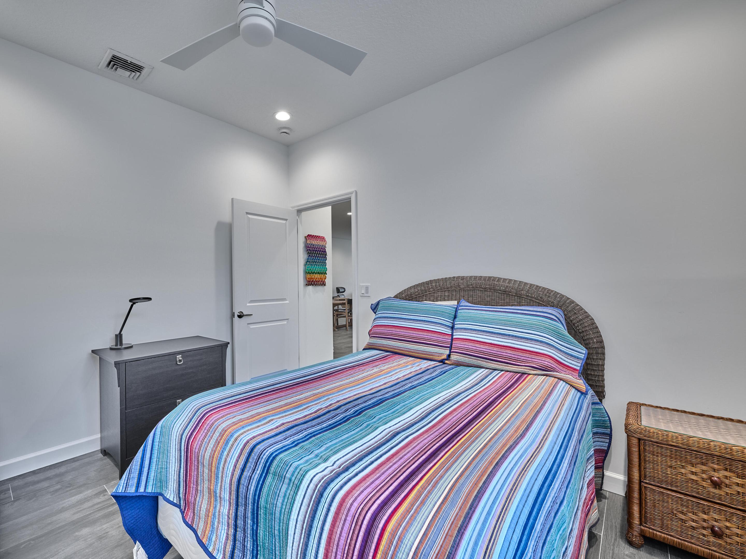 5786 Island Reach Lane