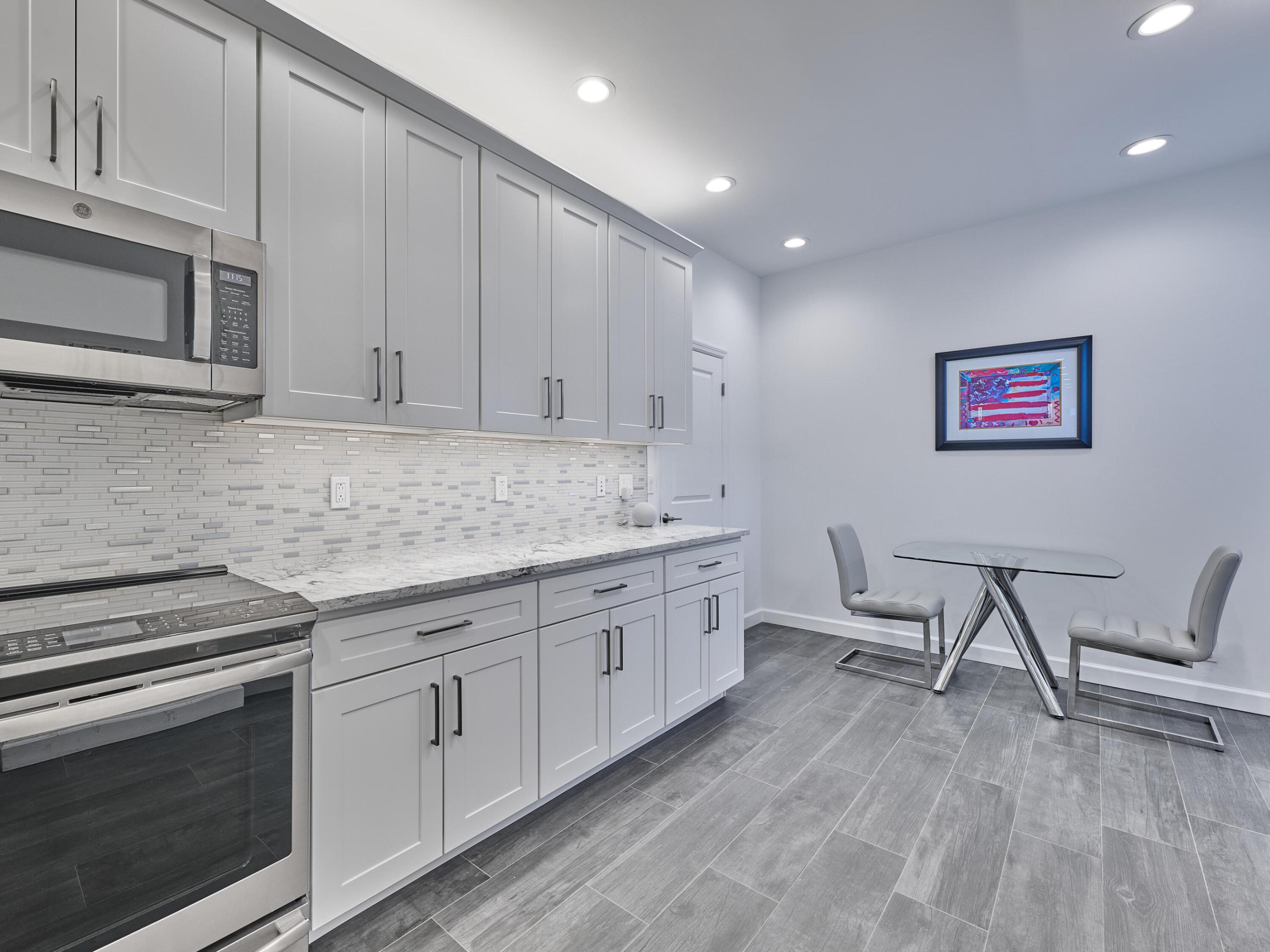 5786 Island Reach Lane