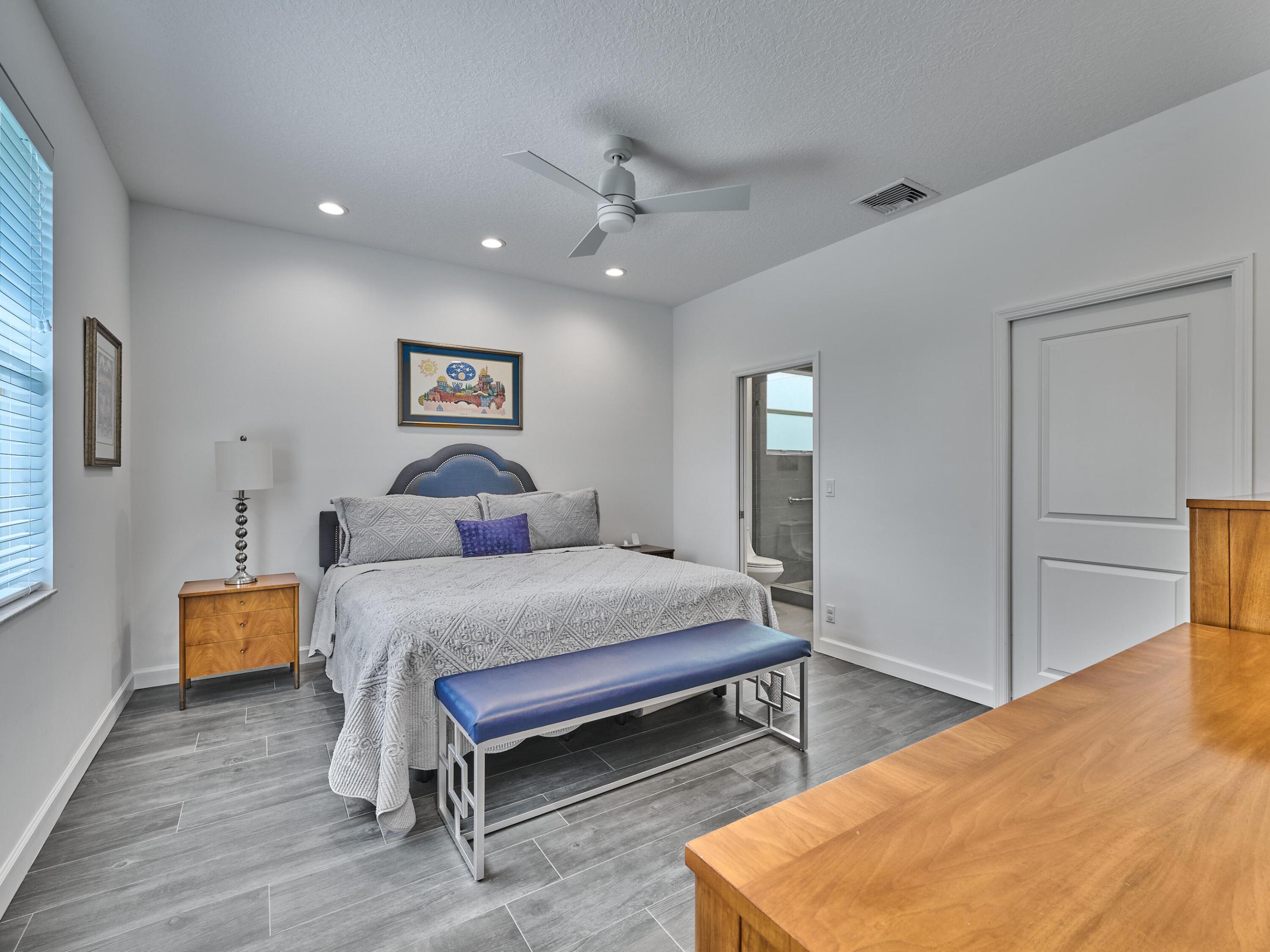 5786 Island Reach Lane