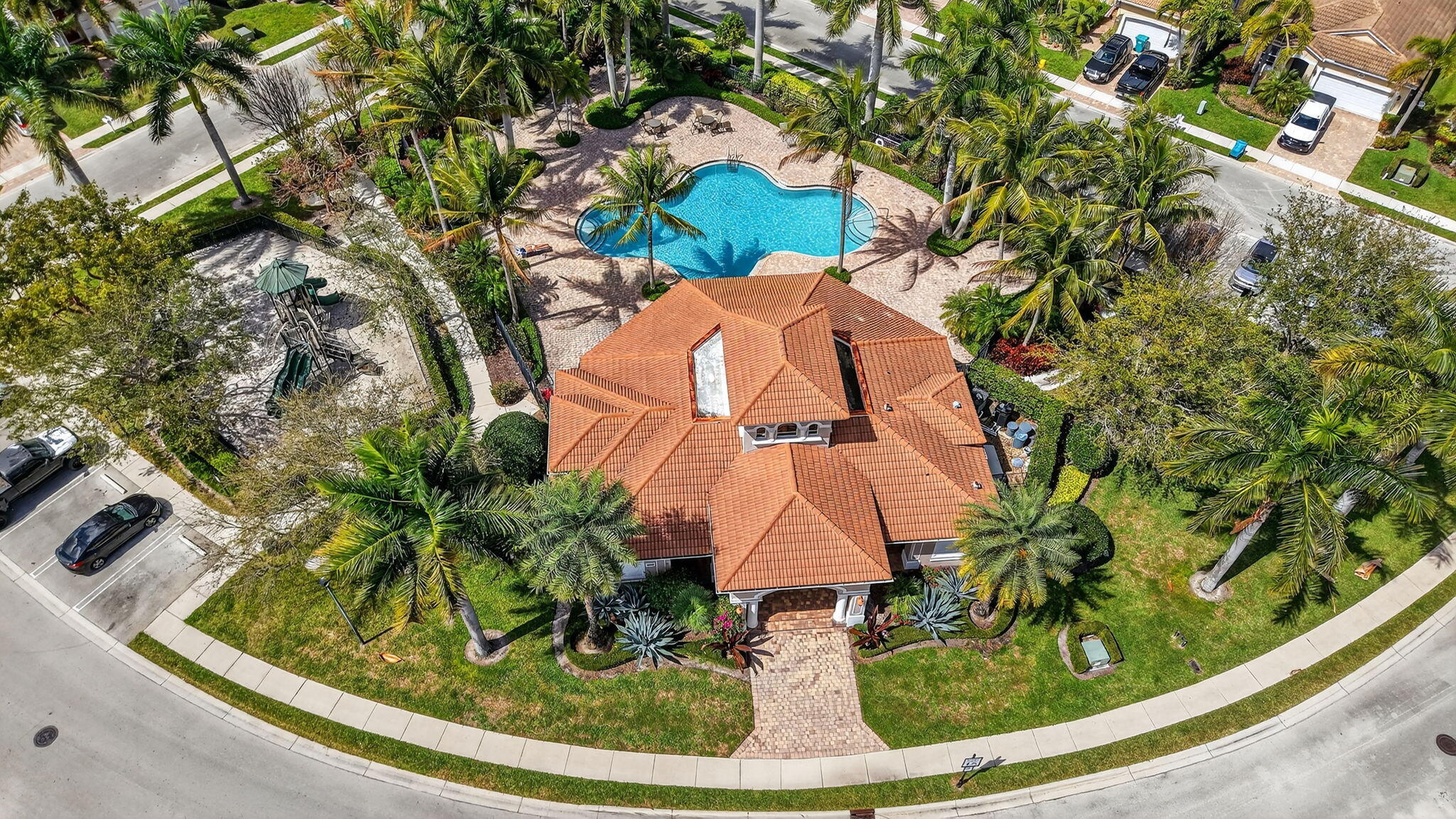 4045 Trovita Boulevard
