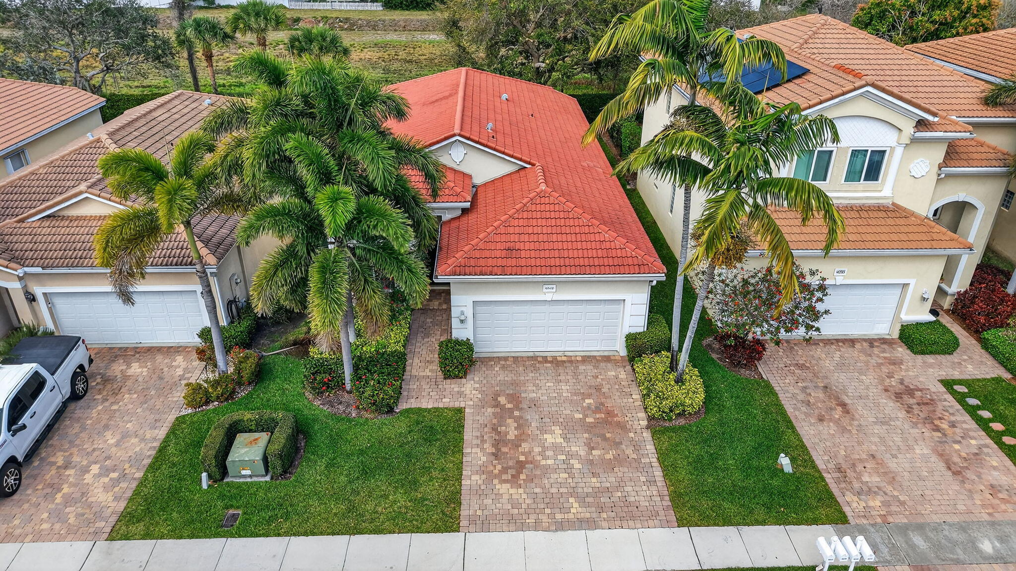 4045 Trovita Boulevard