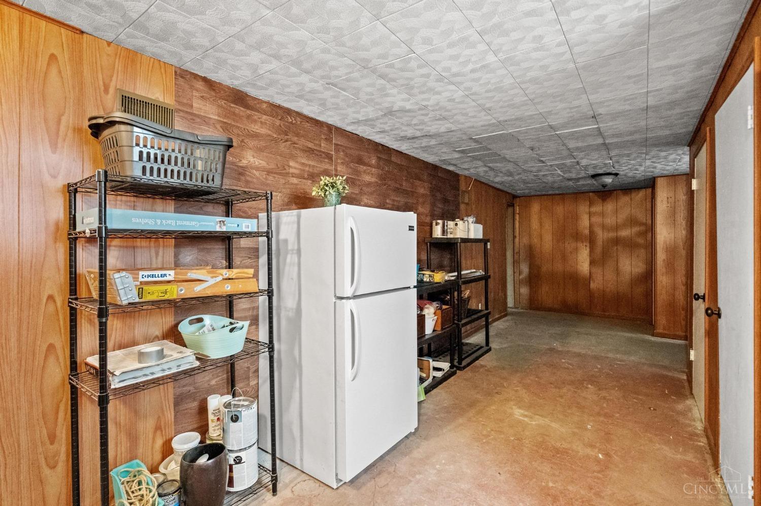 5809 Kellogg Avenue