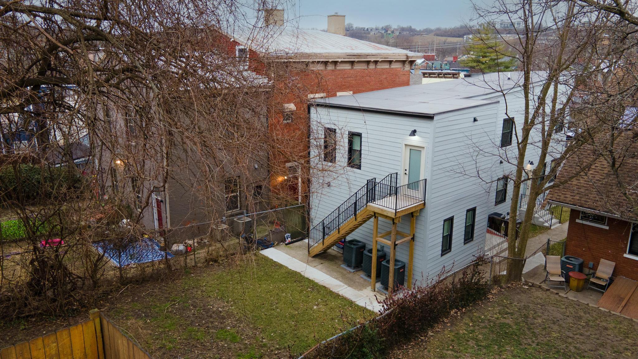 1124 Holman Street