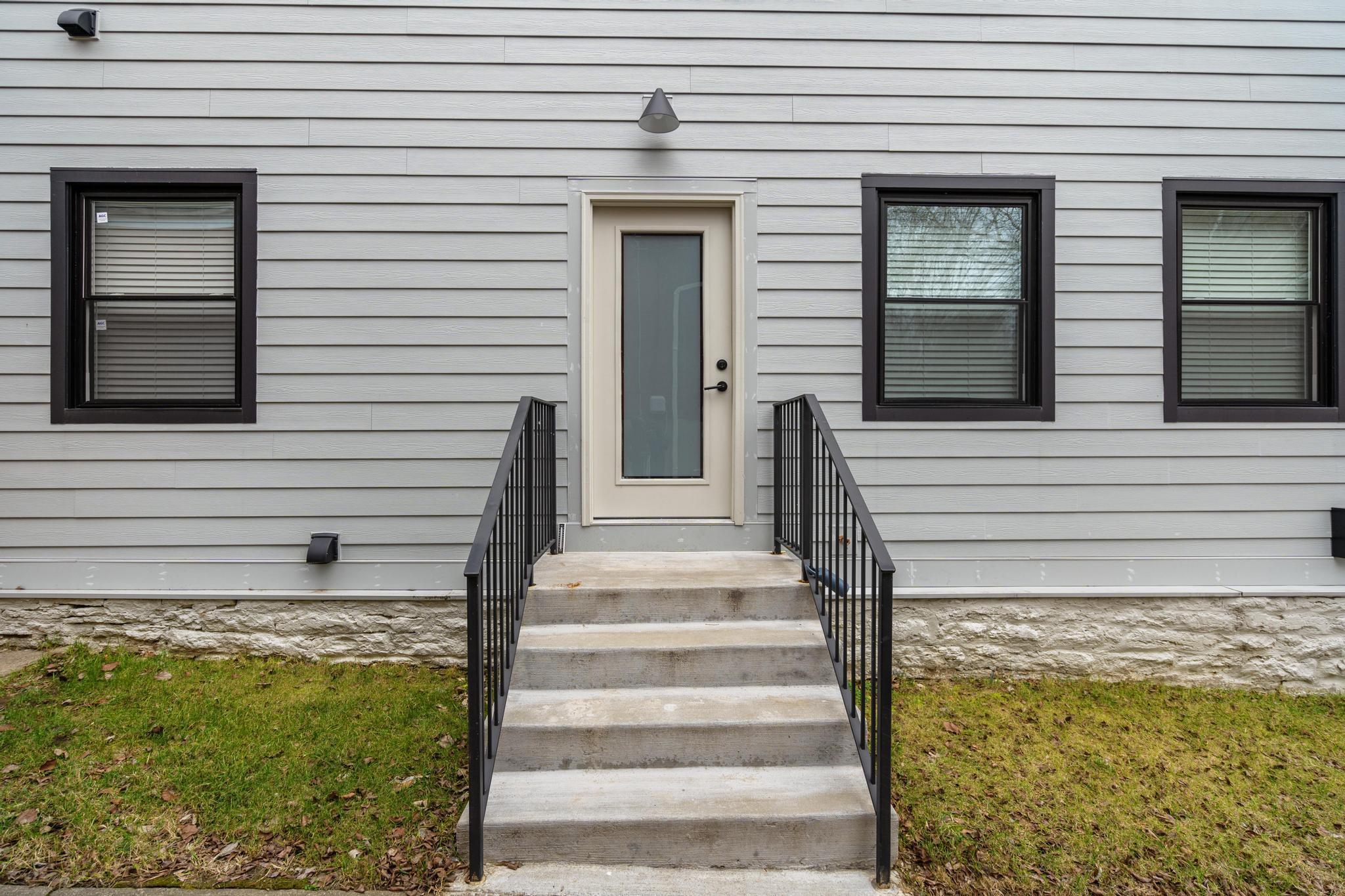 1124 Holman Street