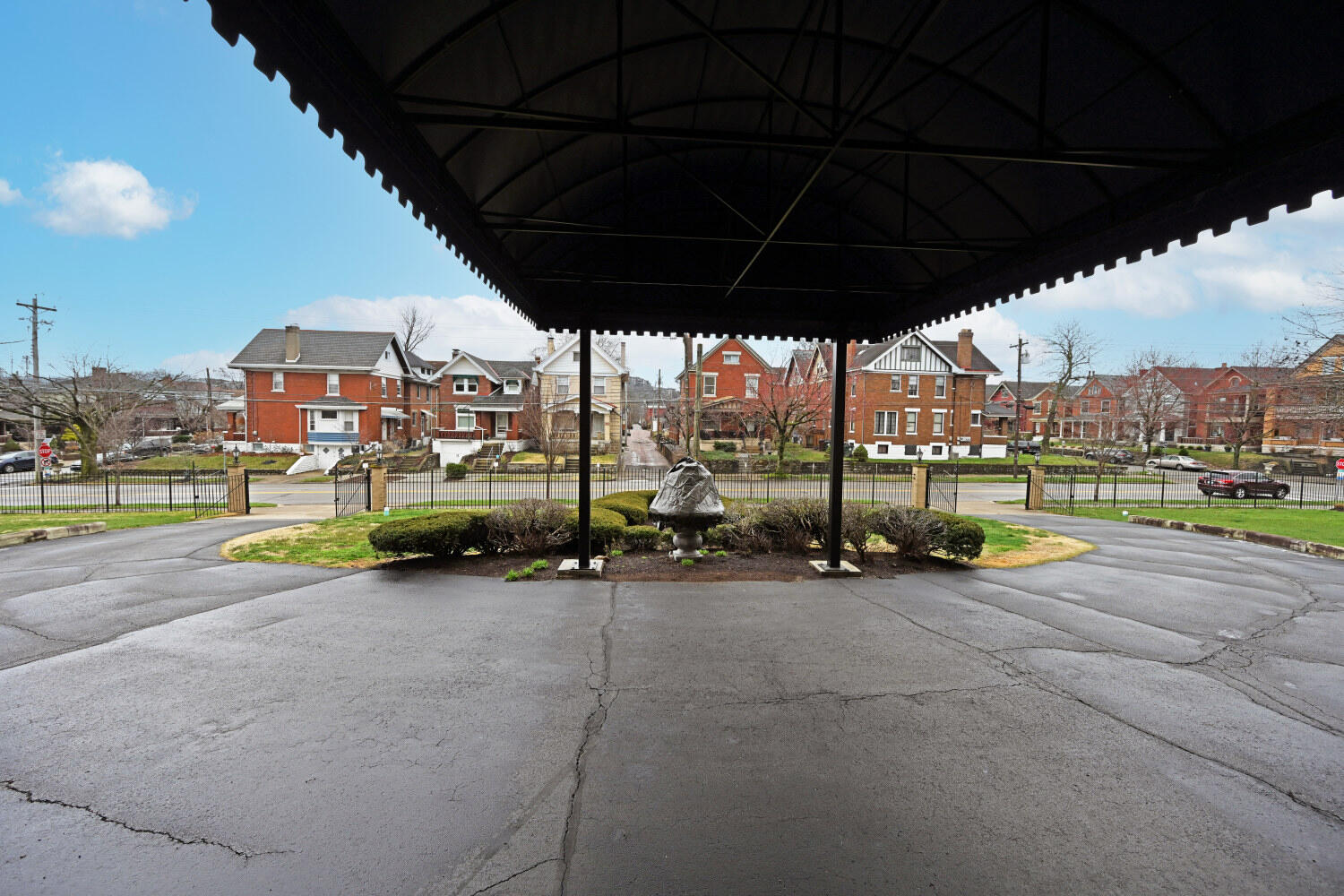 803 E 6th Street, 205