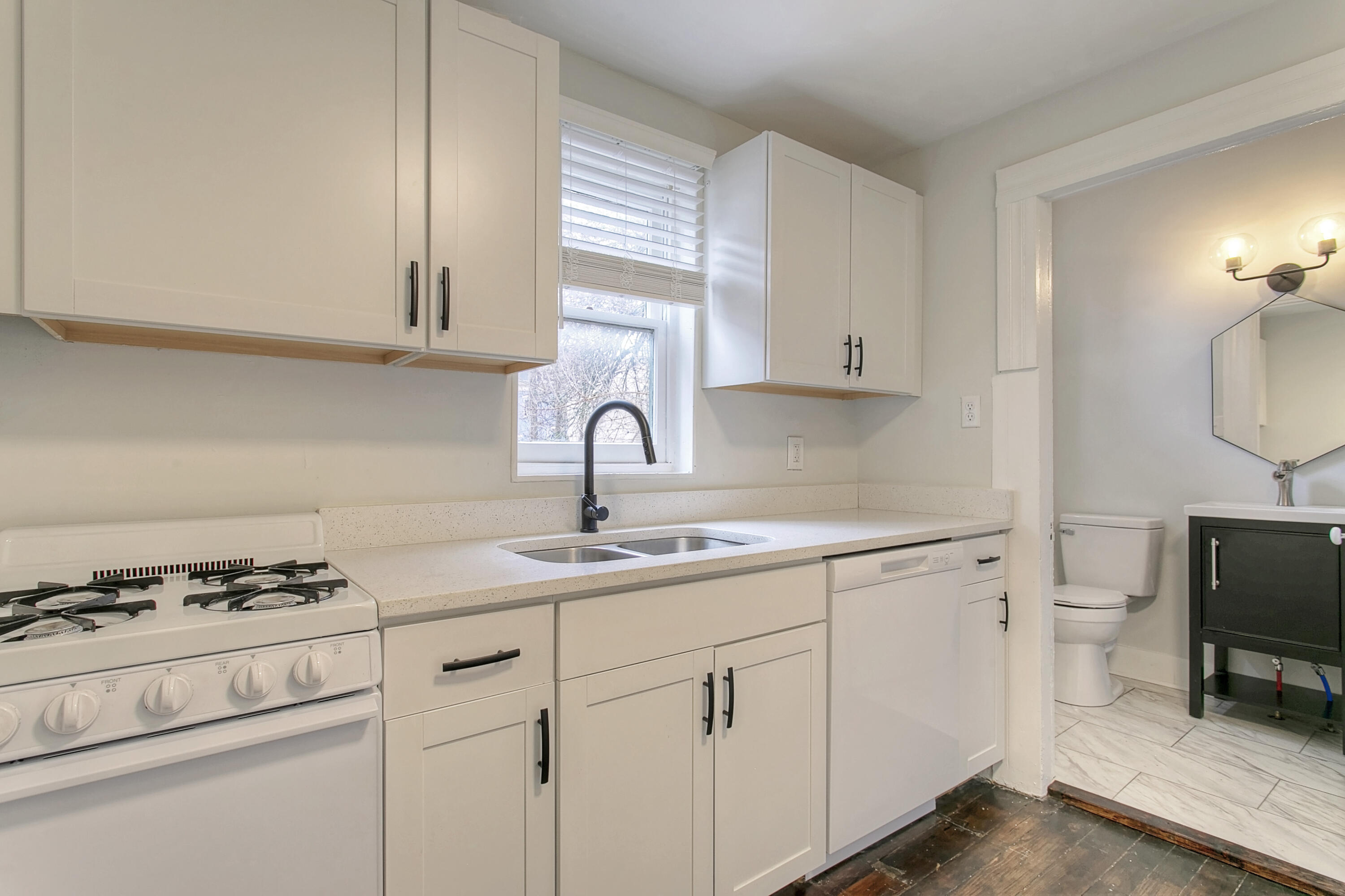 517 Sanford Street, 2