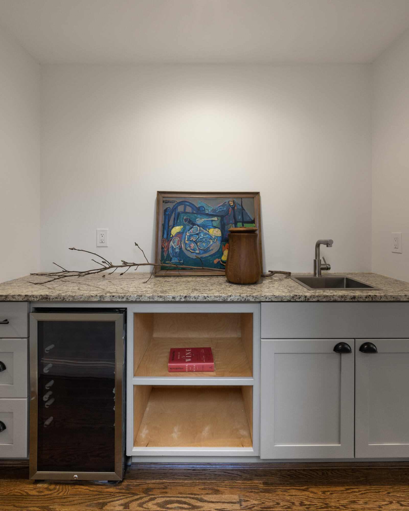 512 W 7th Street