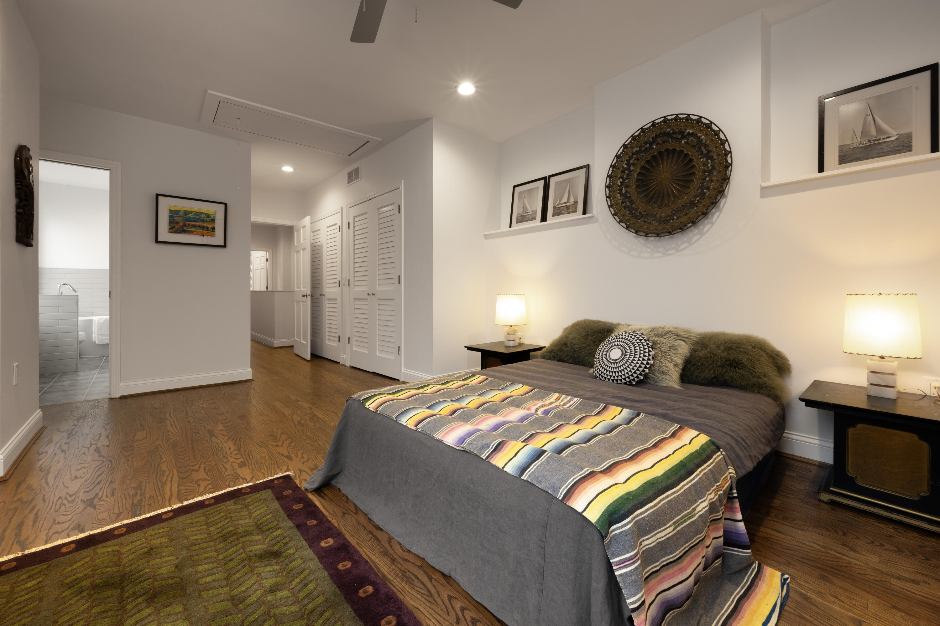 512 W 7th Street