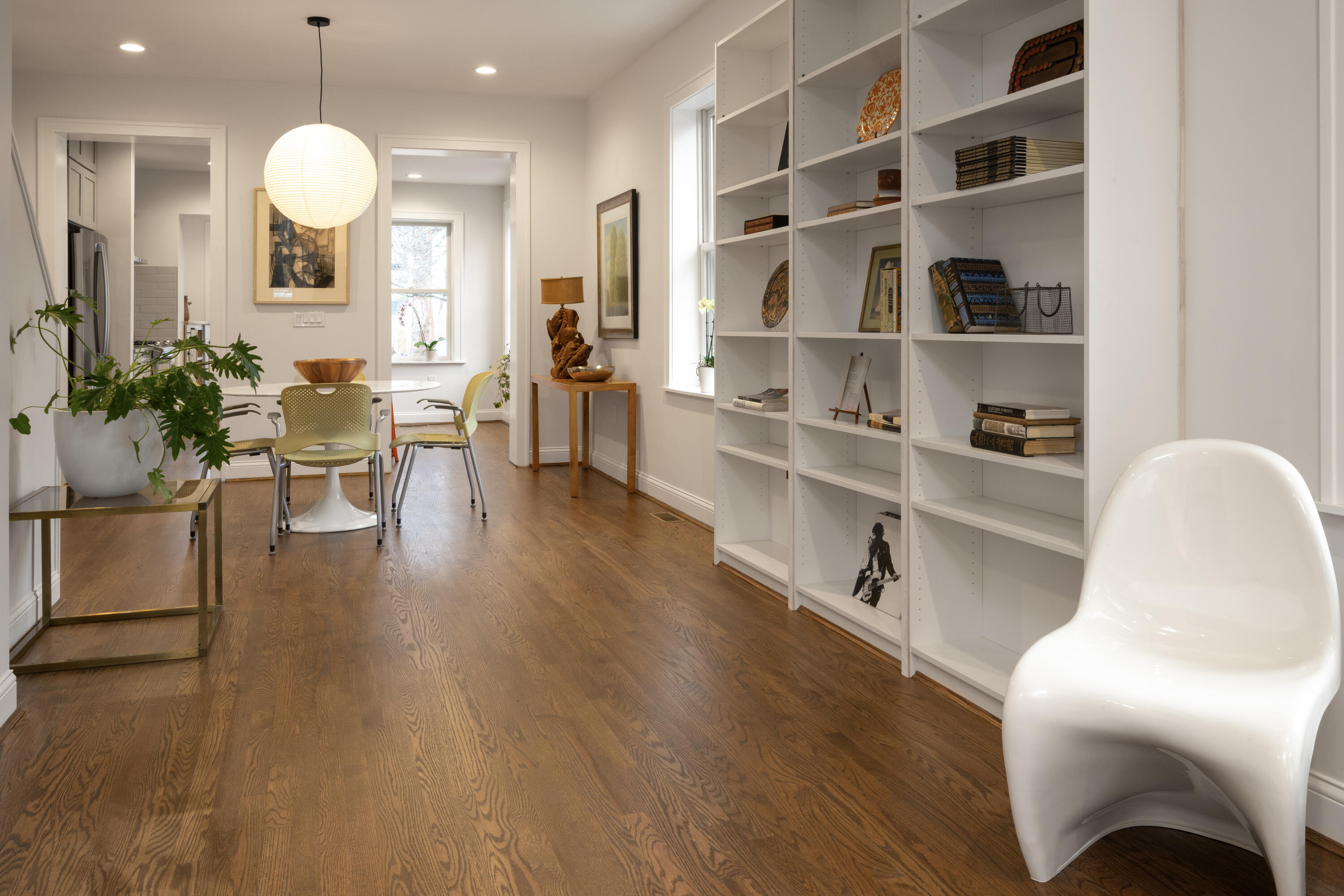 512 W 7th Street