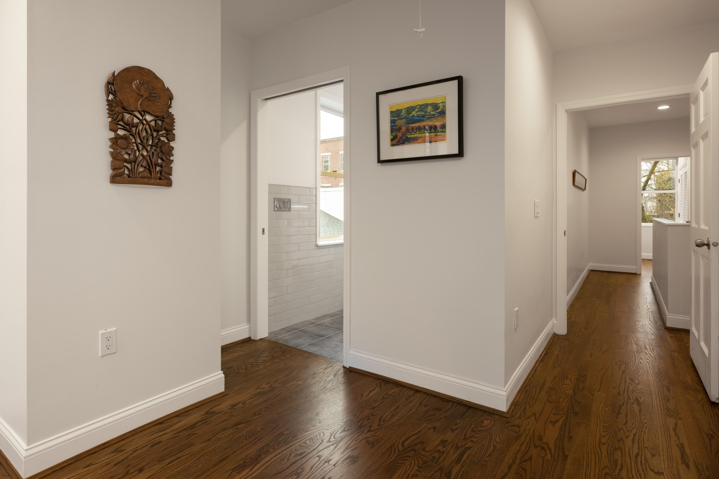 512 W 7th Street