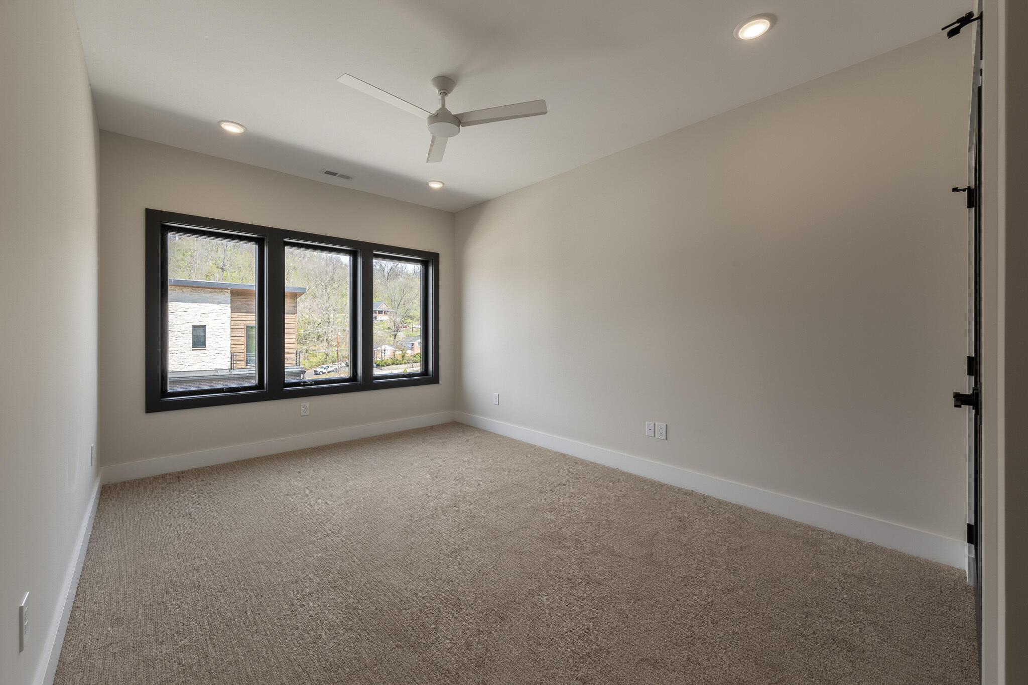 857 Belle Ridge Loop