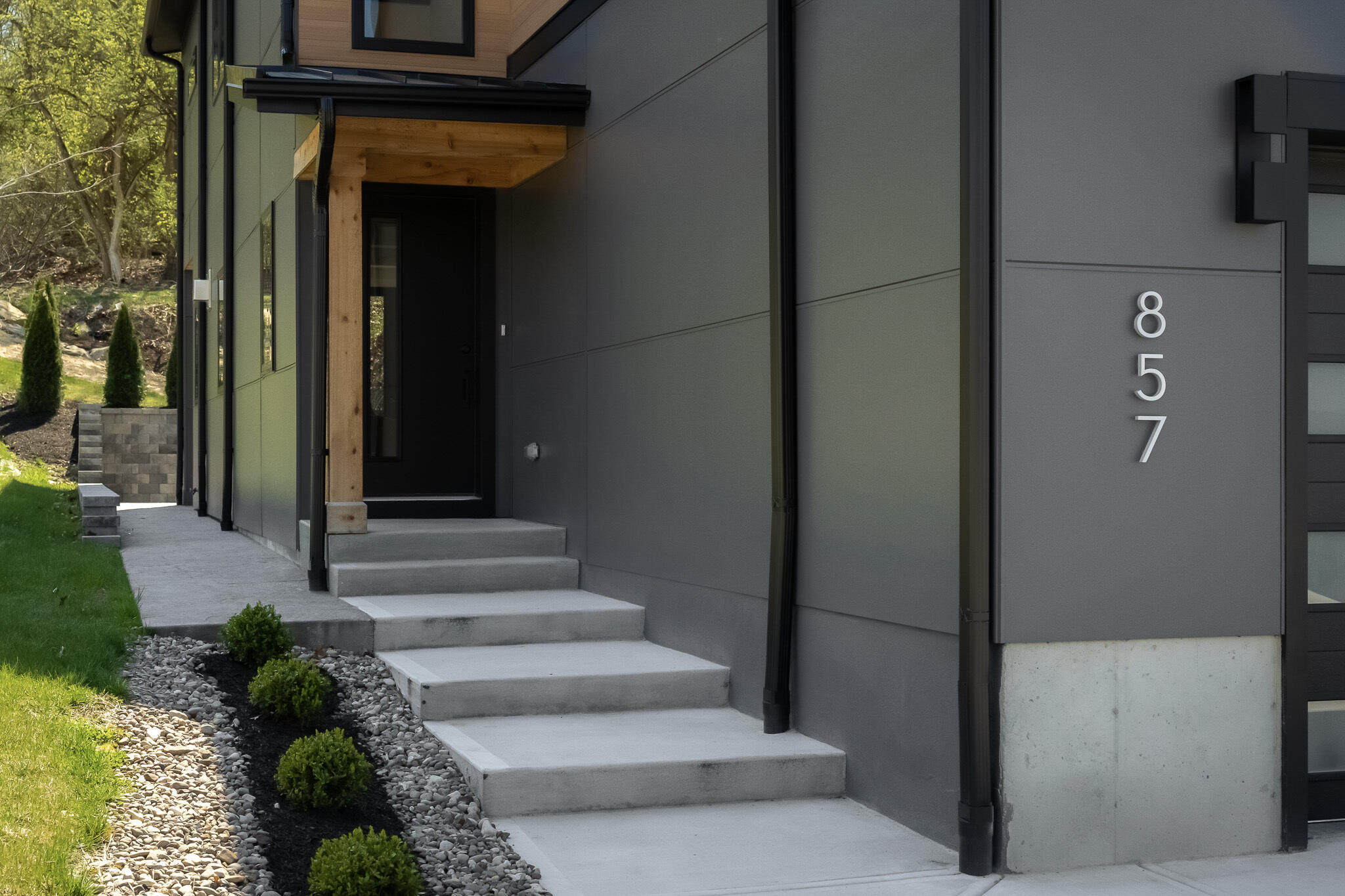857 Belle Ridge Loop