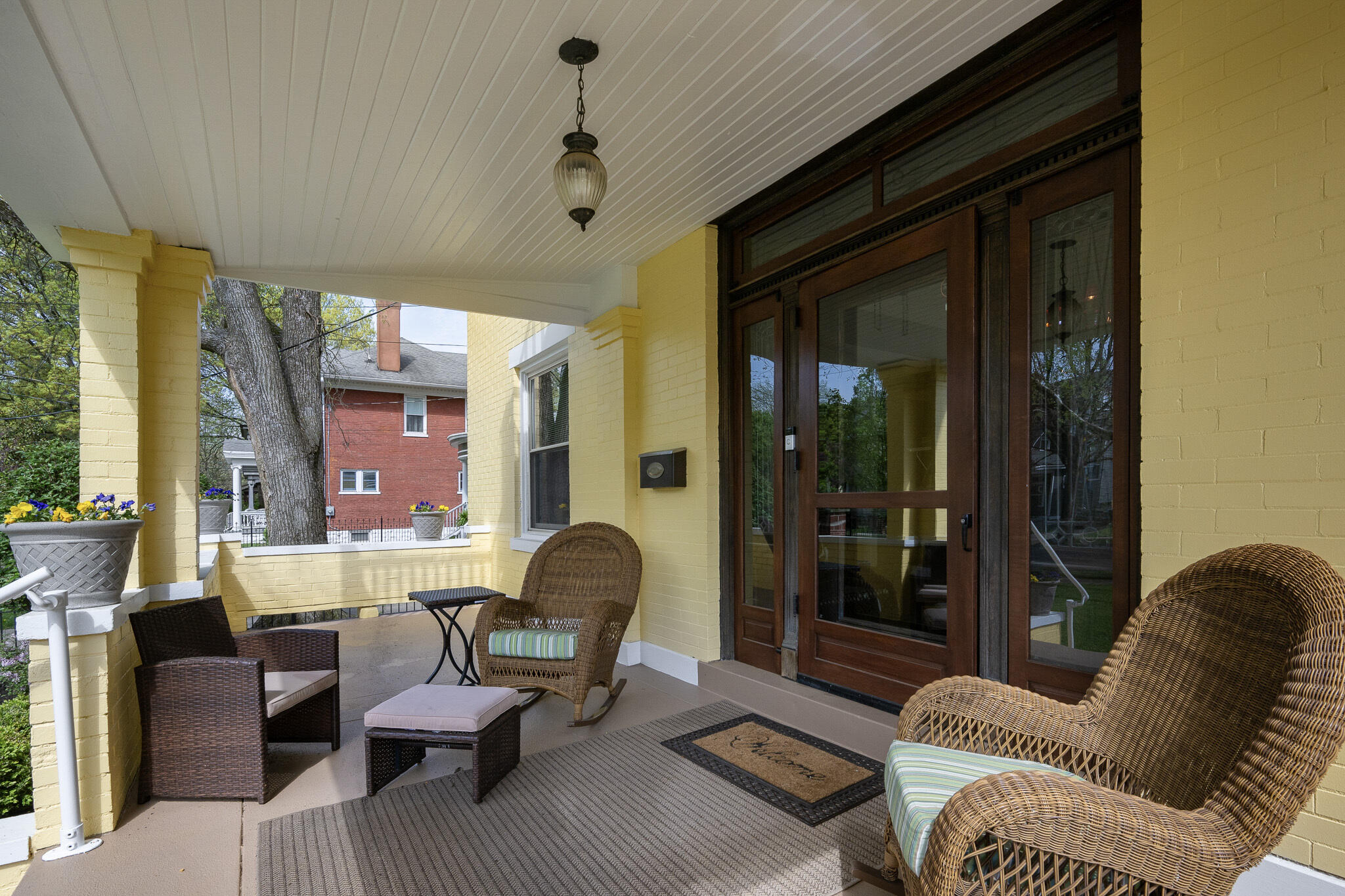 220 Wallace Avenue