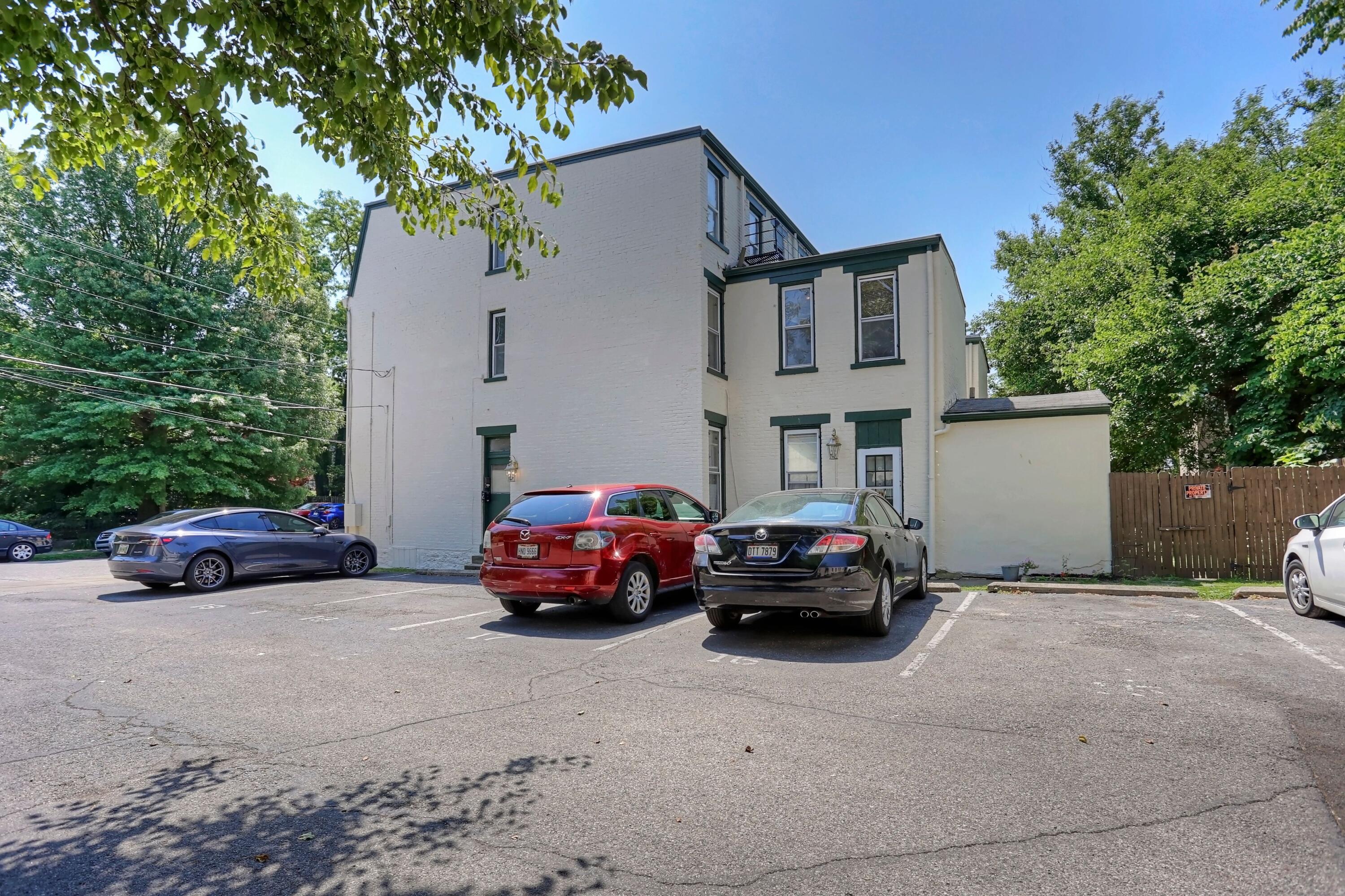 511 Sanford Street, 1