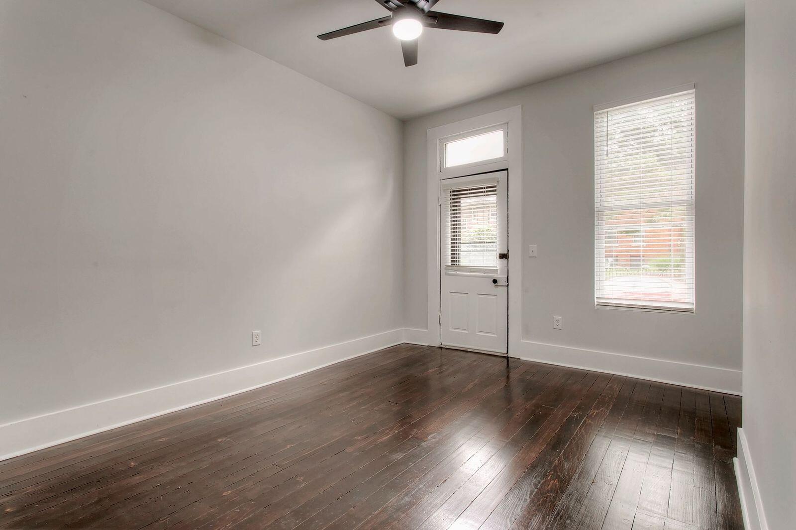 511 Sanford Street, 1