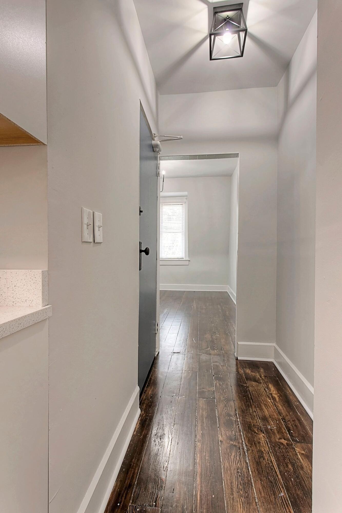 513 Sanford Street, 3