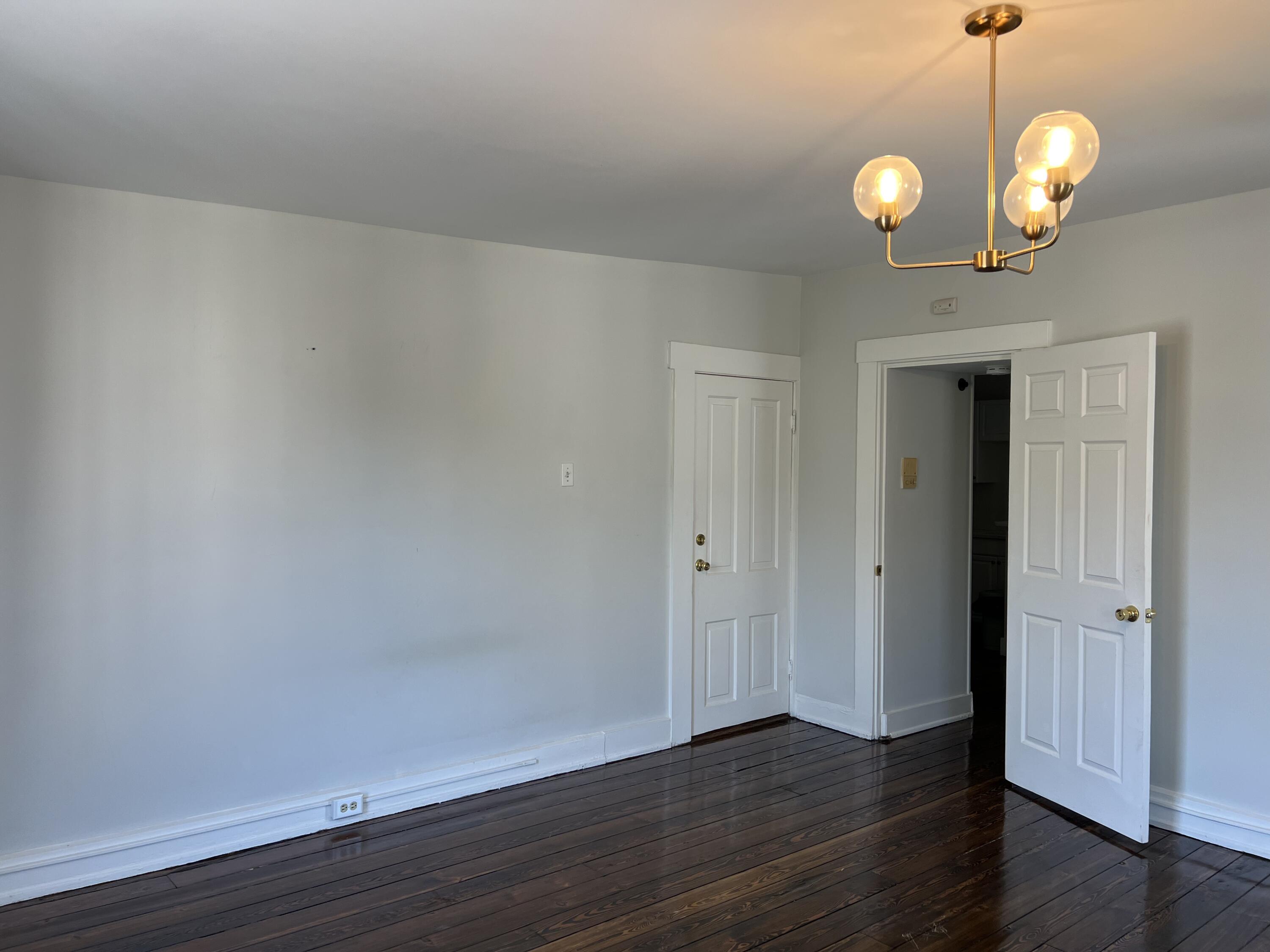 518 Greenup Street, 3