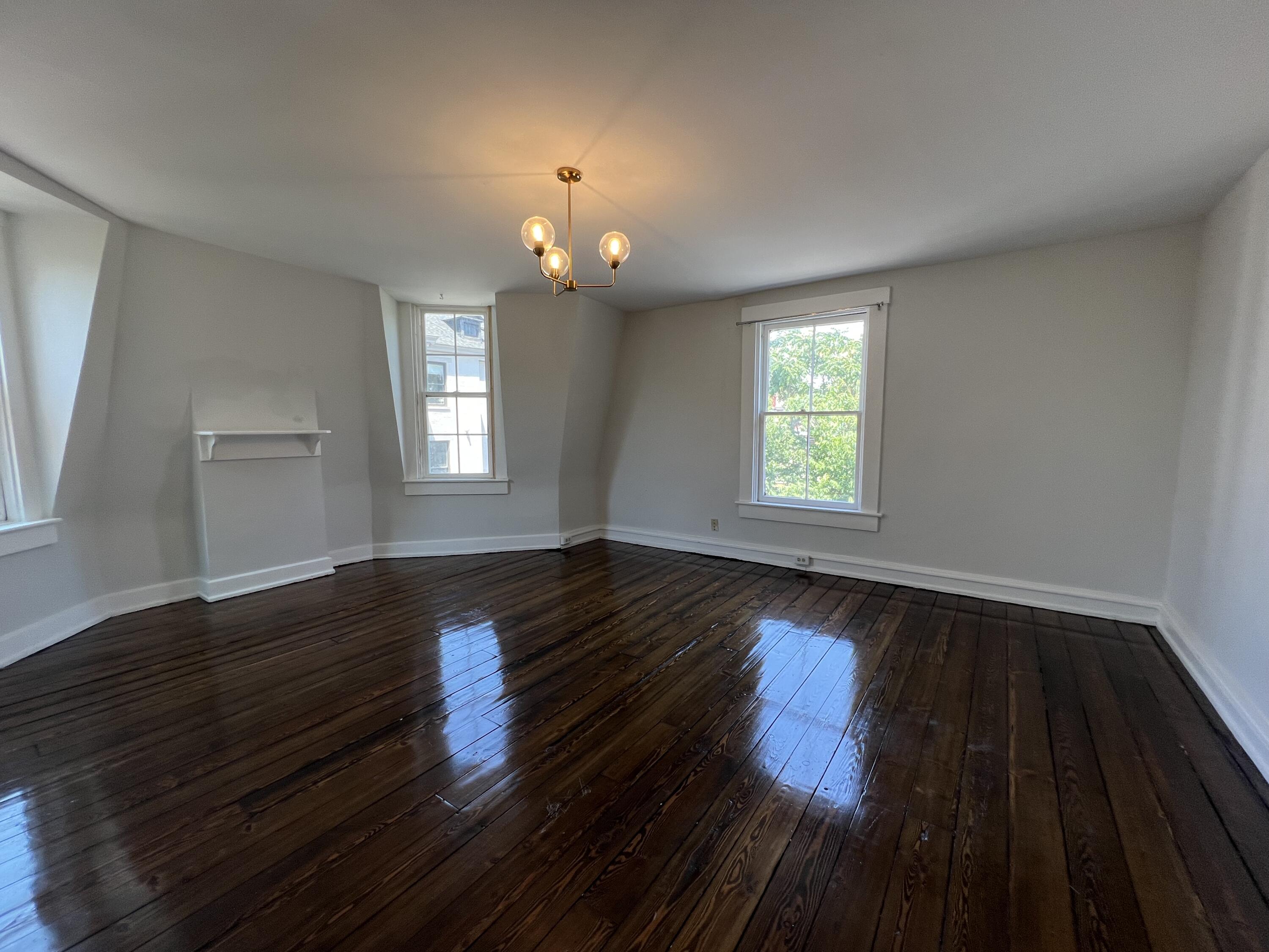 518 Greenup Street, 3
