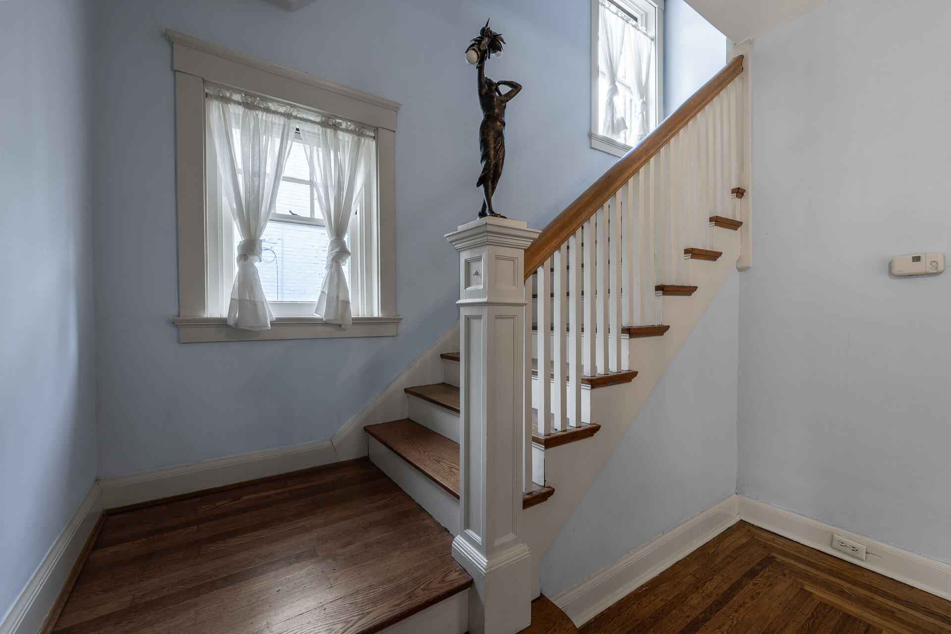 106 Sterrett Avenue