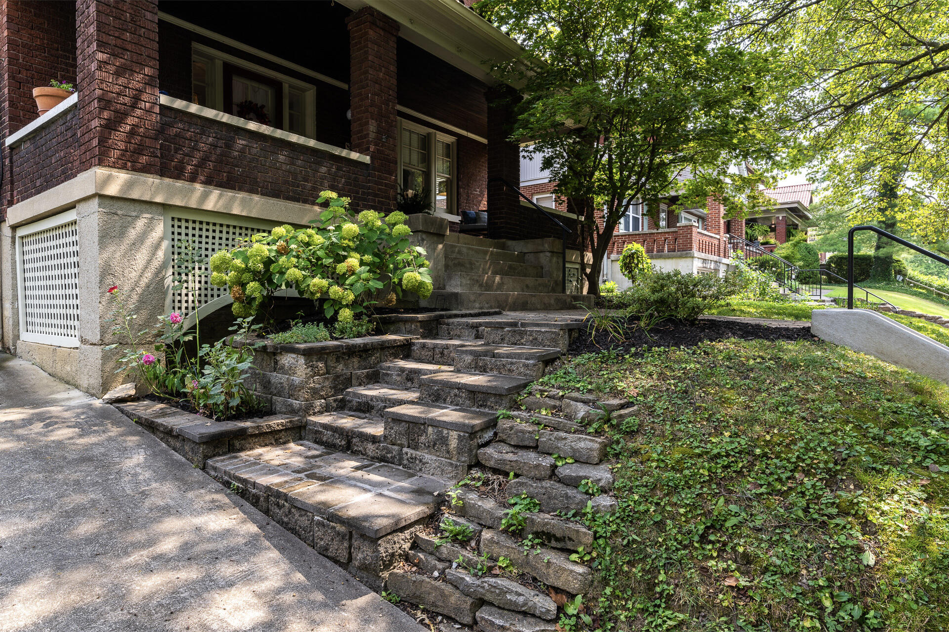 106 Sterrett Avenue