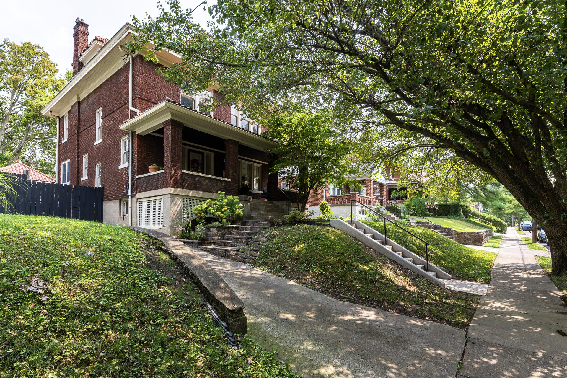106 Sterrett Avenue