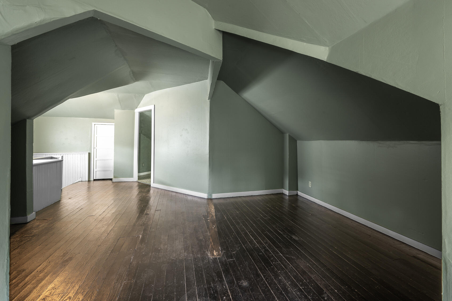 106 Sterrett Avenue