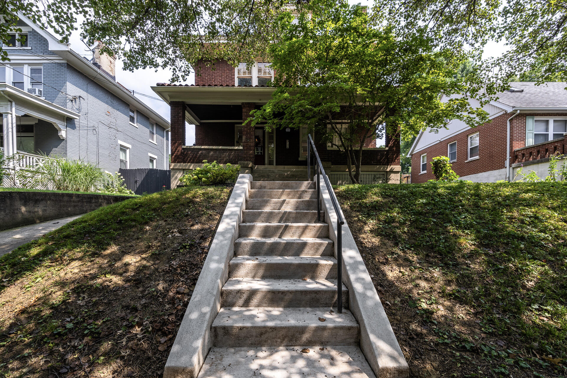 106 Sterrett Avenue