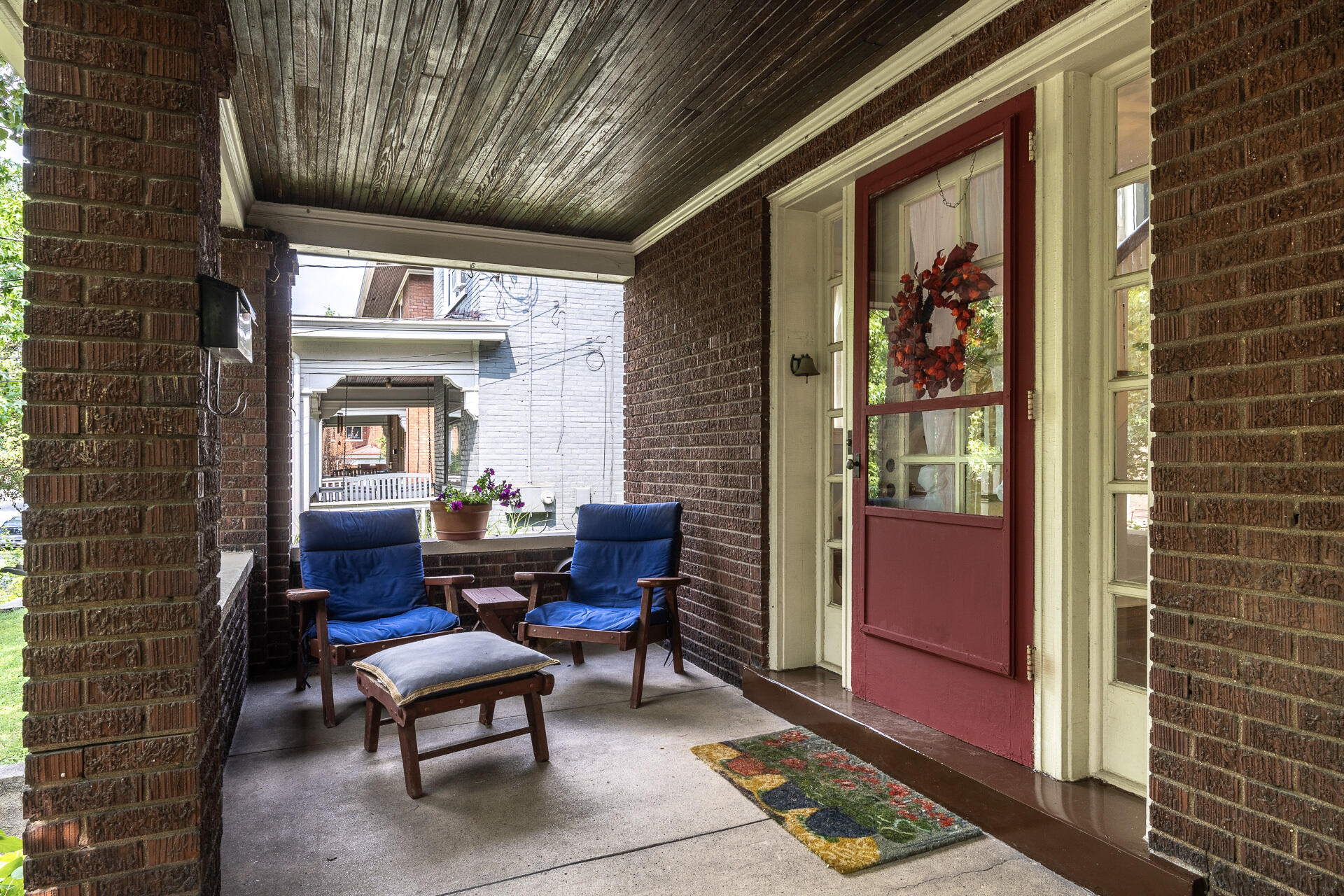 106 Sterrett Avenue