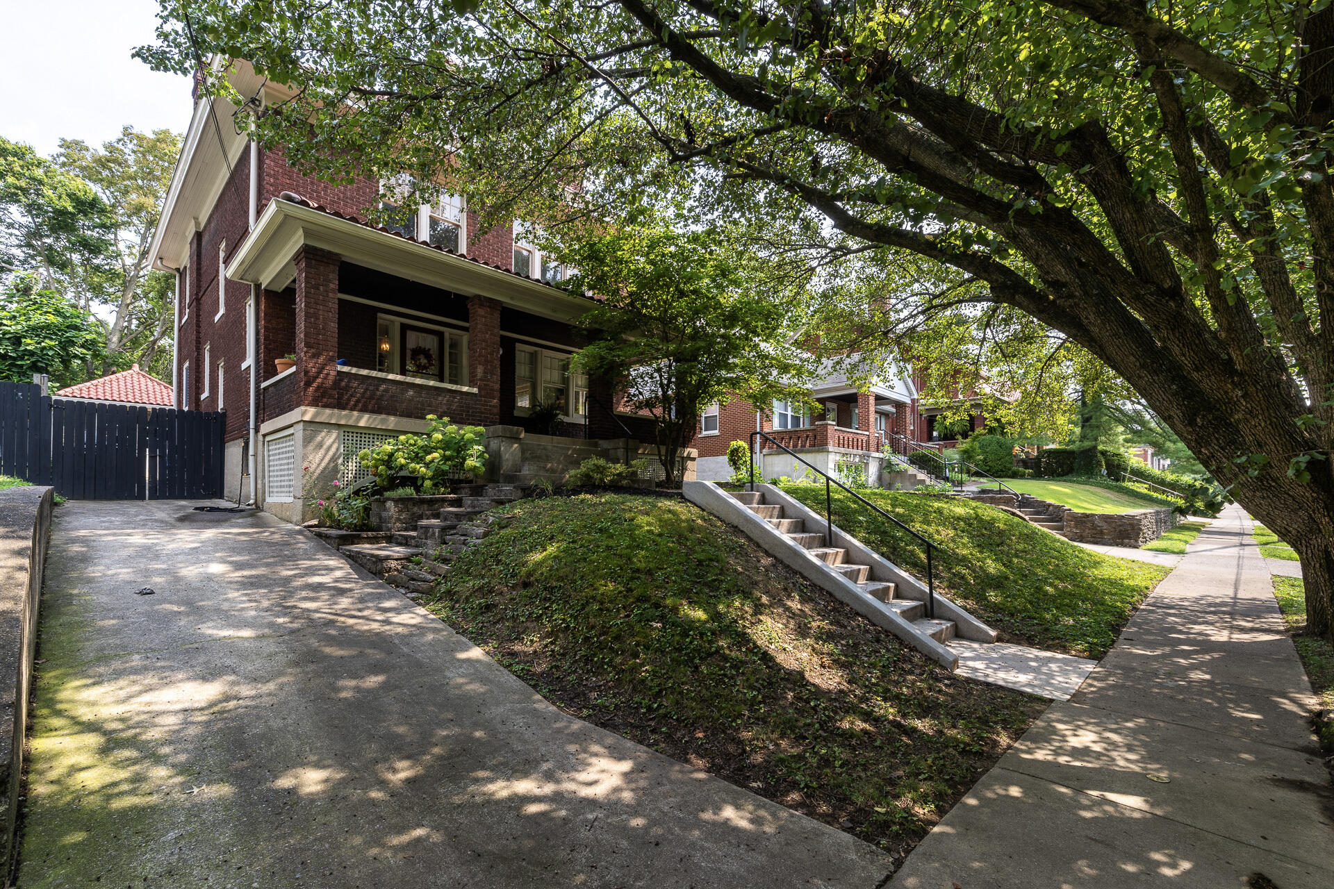 106 Sterrett Avenue