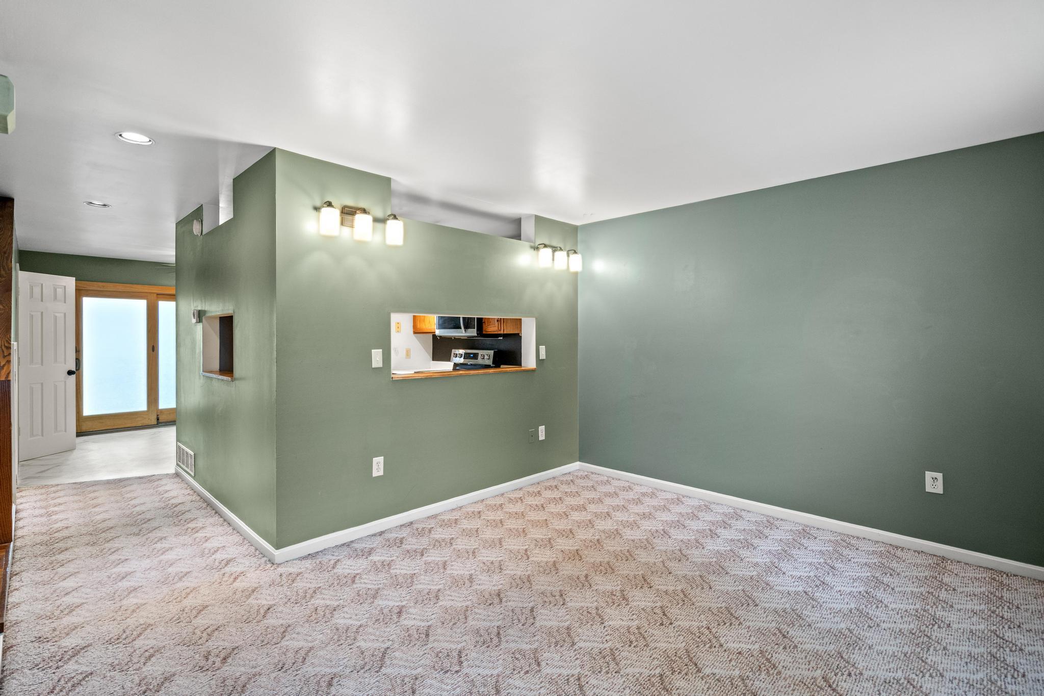 250 W 8th Street
