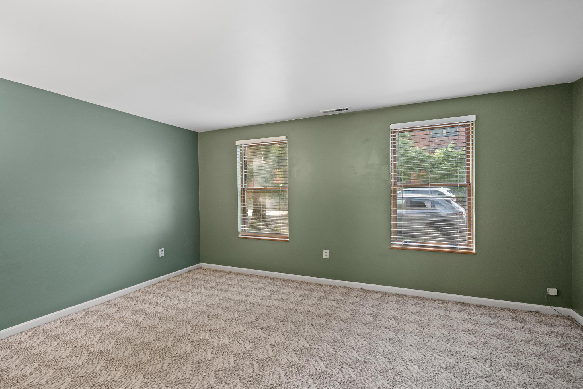 250 W 8th Street