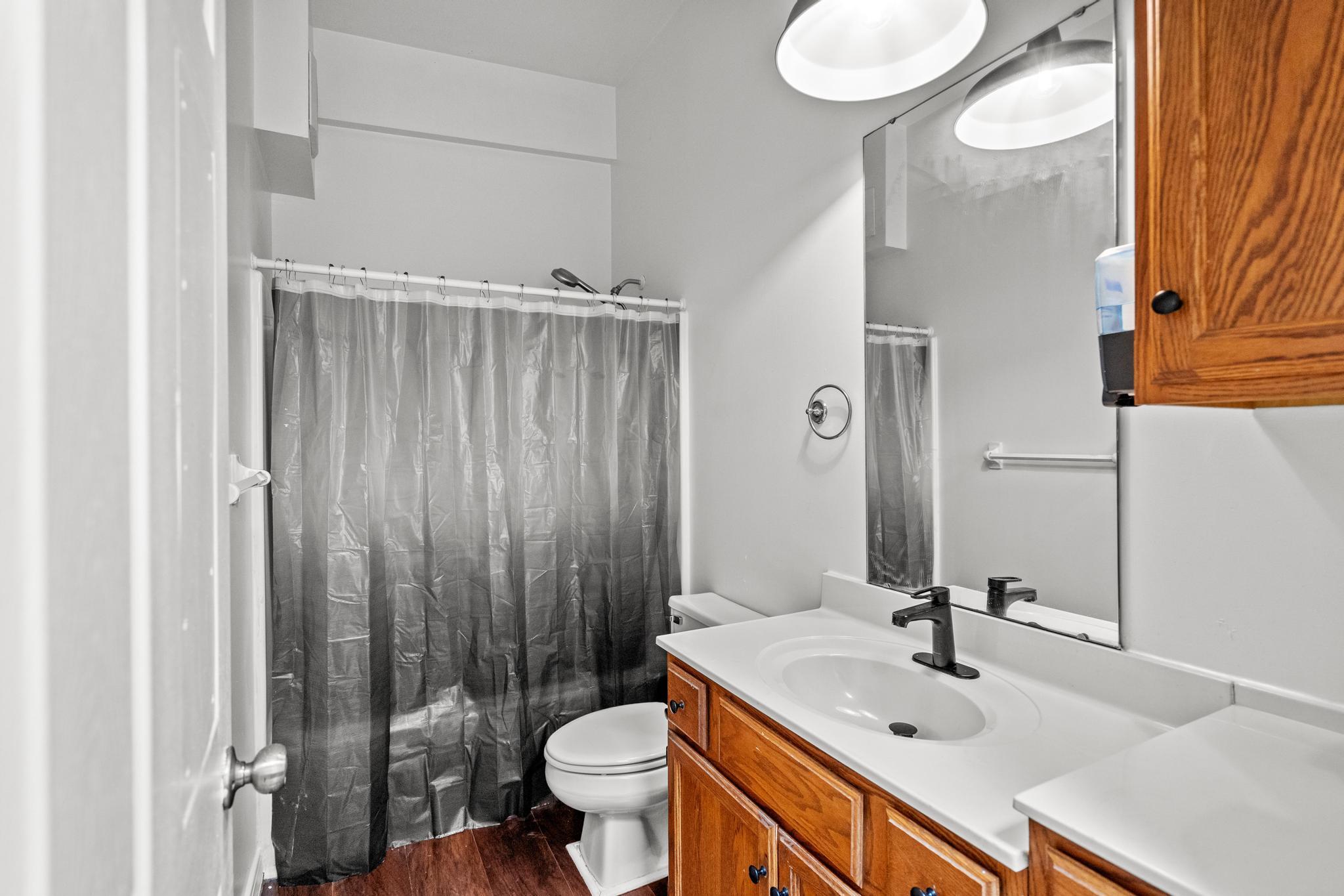 250 W 8th Street