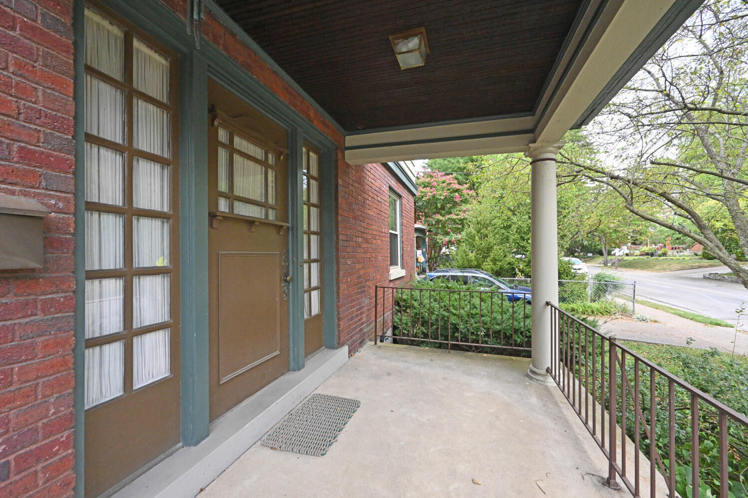 2219 Eastern Avenue