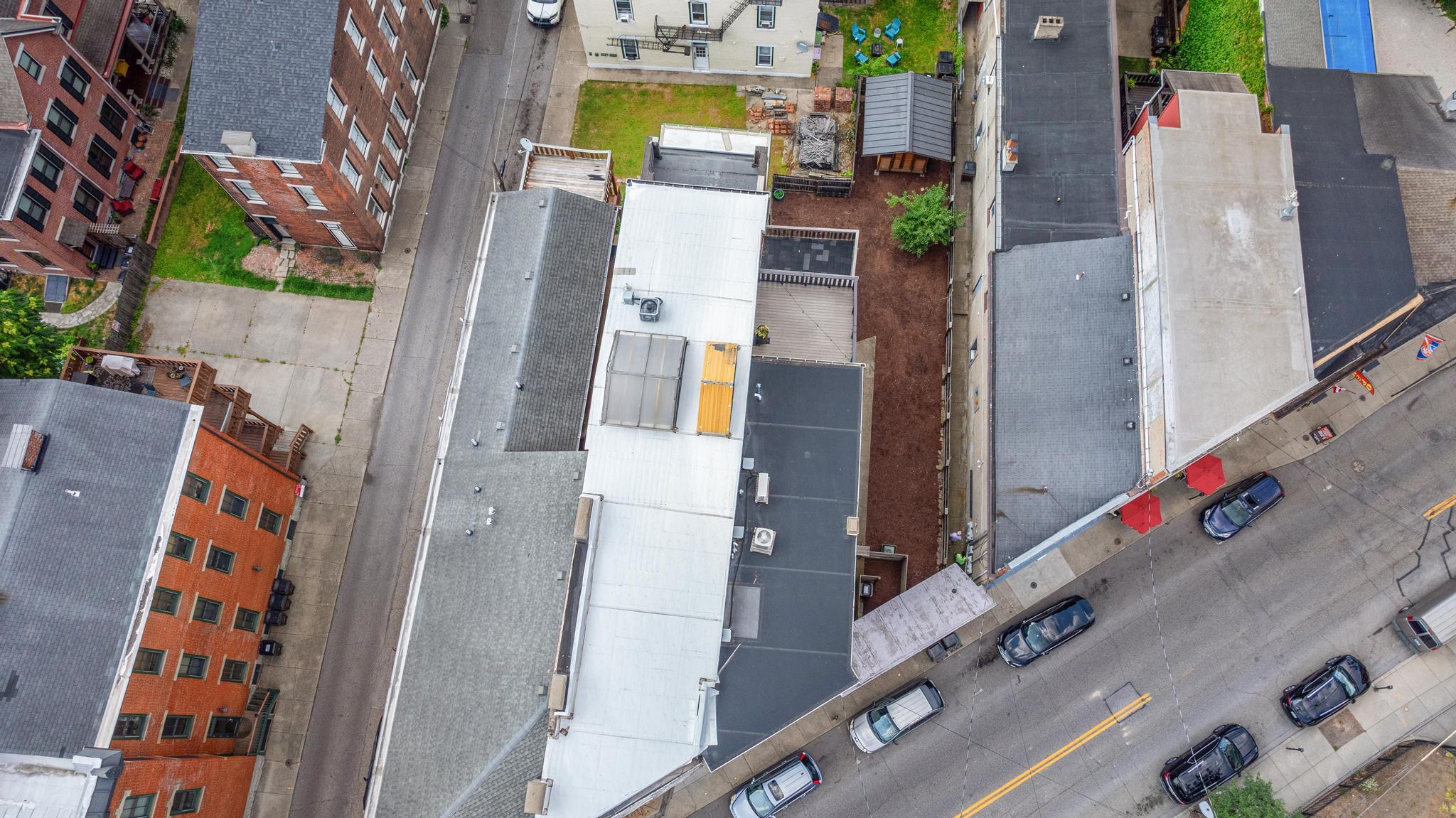 216-218 W Pike Street