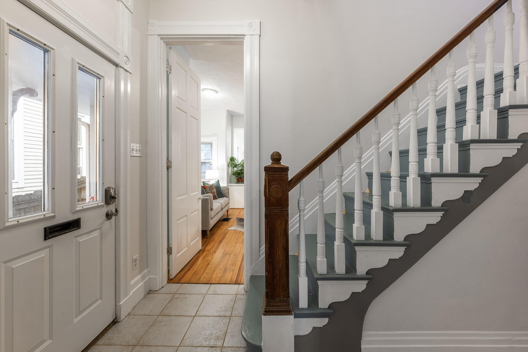 224 E 8th Street