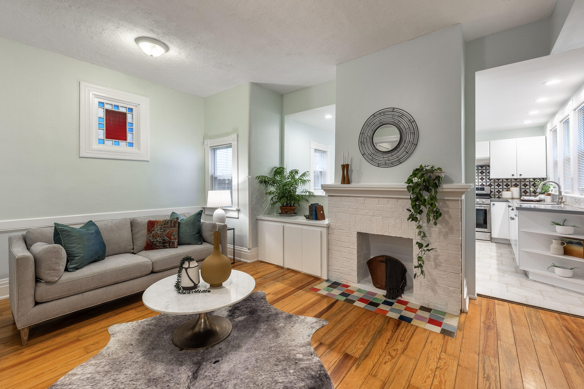 224 E 8th Street