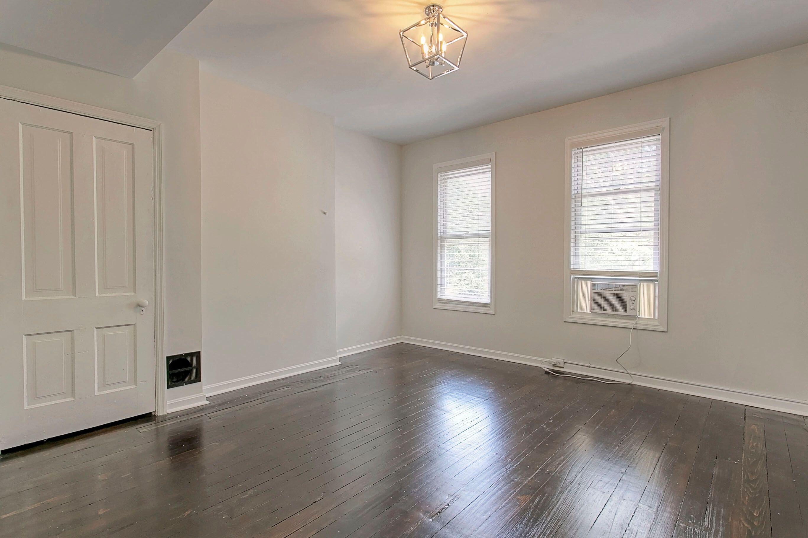 513 Sanford Street, 2